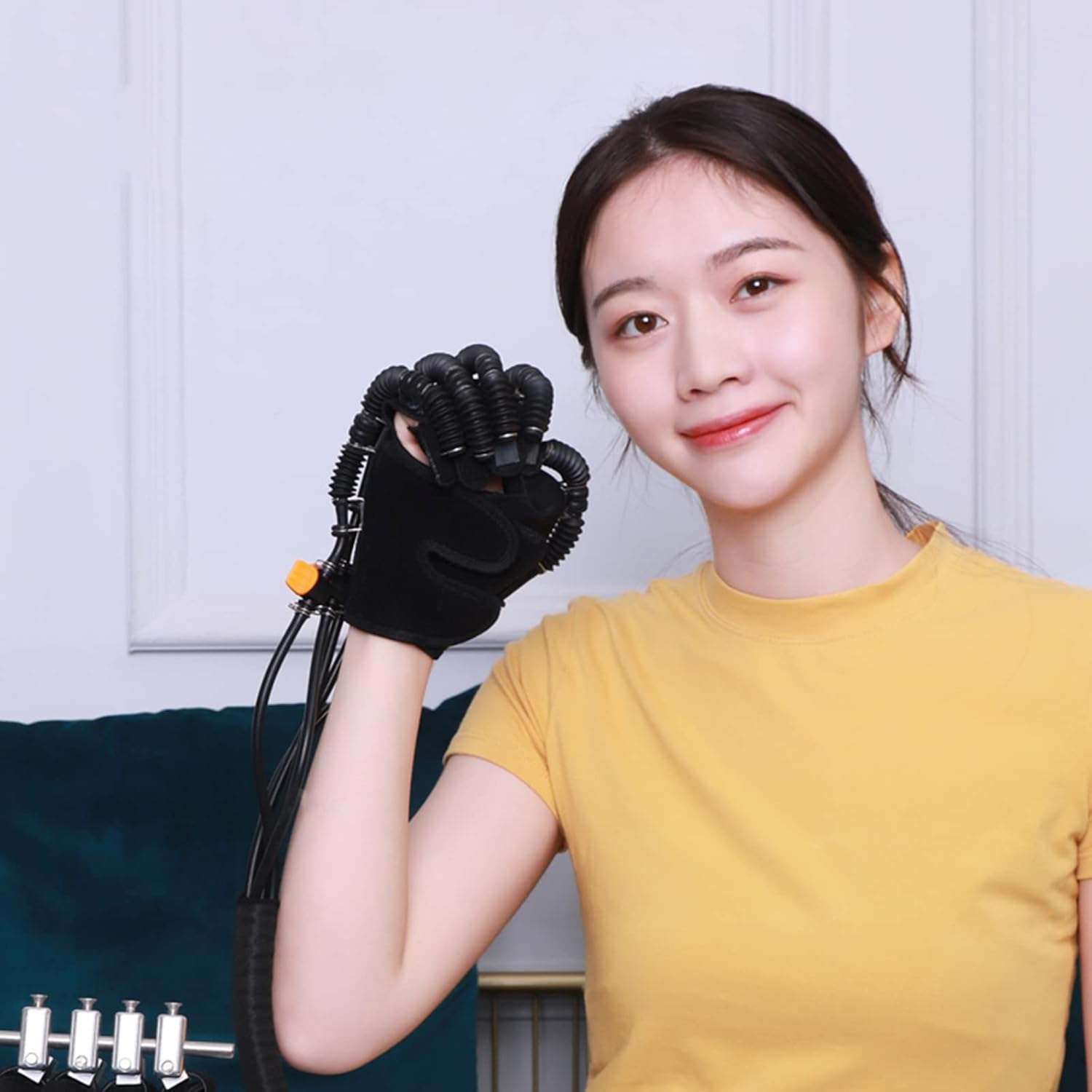 Rehabilitation Robot Gloves Finger Hand Training Device Recovery Equipment, Minimize Spasticity, Stroke Hemiplegia Patients Tendons ExerciseM,Left Hand