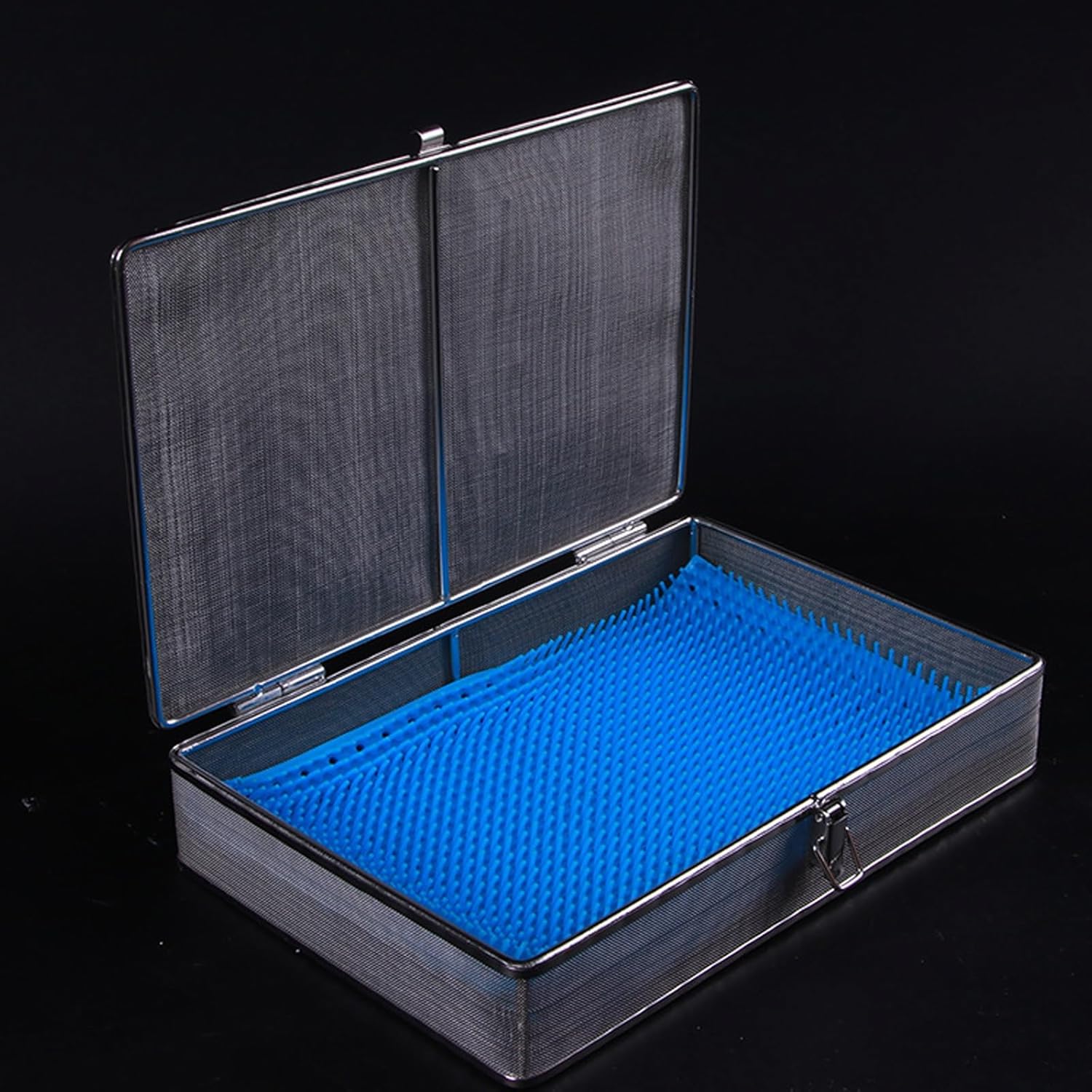 Medical Surgical Instrument Tray Case with Lid and Lock with Silicone Pad,304 Stainless Steel Sterilization Basket Tray(27 * 18cm(10.6 * 7.1