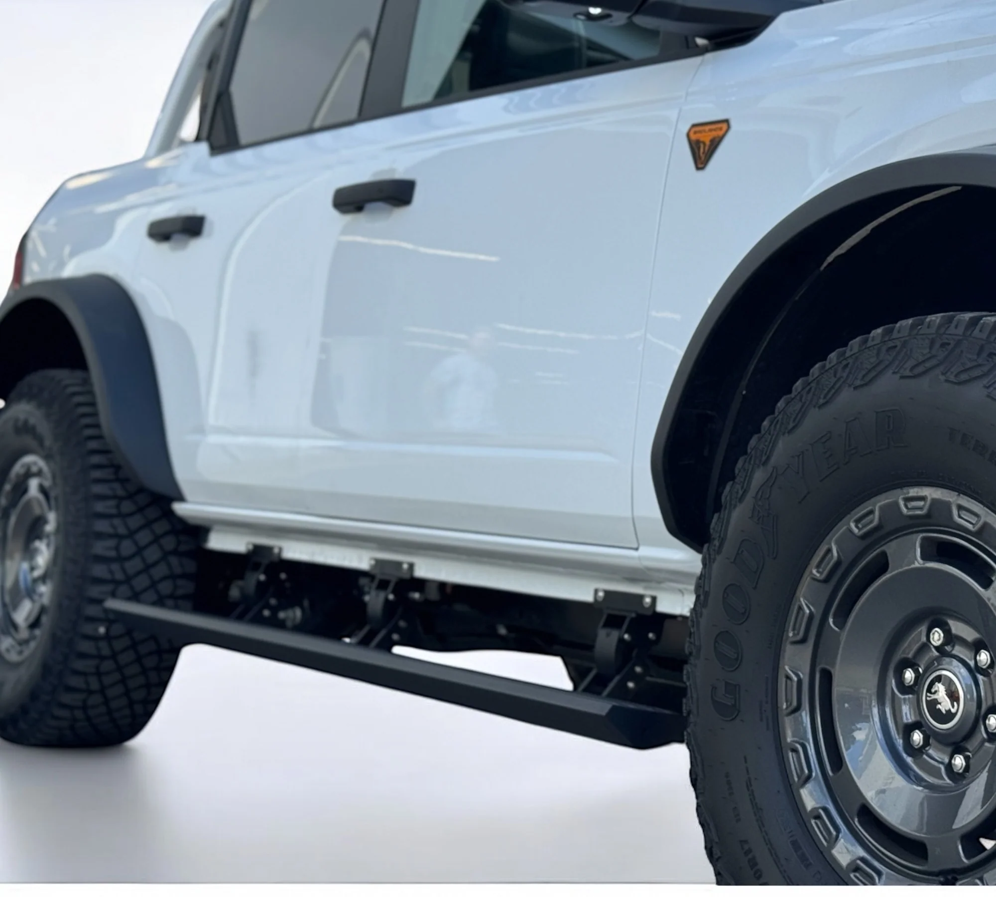 Ford Bronco Powersteps Running Boards 2021-2026 4 Door