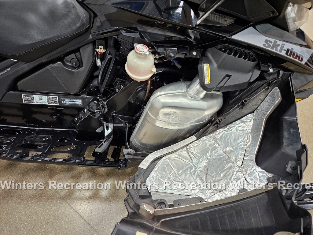 2019 Ski-Doo Renegade Adrenaline 600R E-TEC Snowmobile, Black