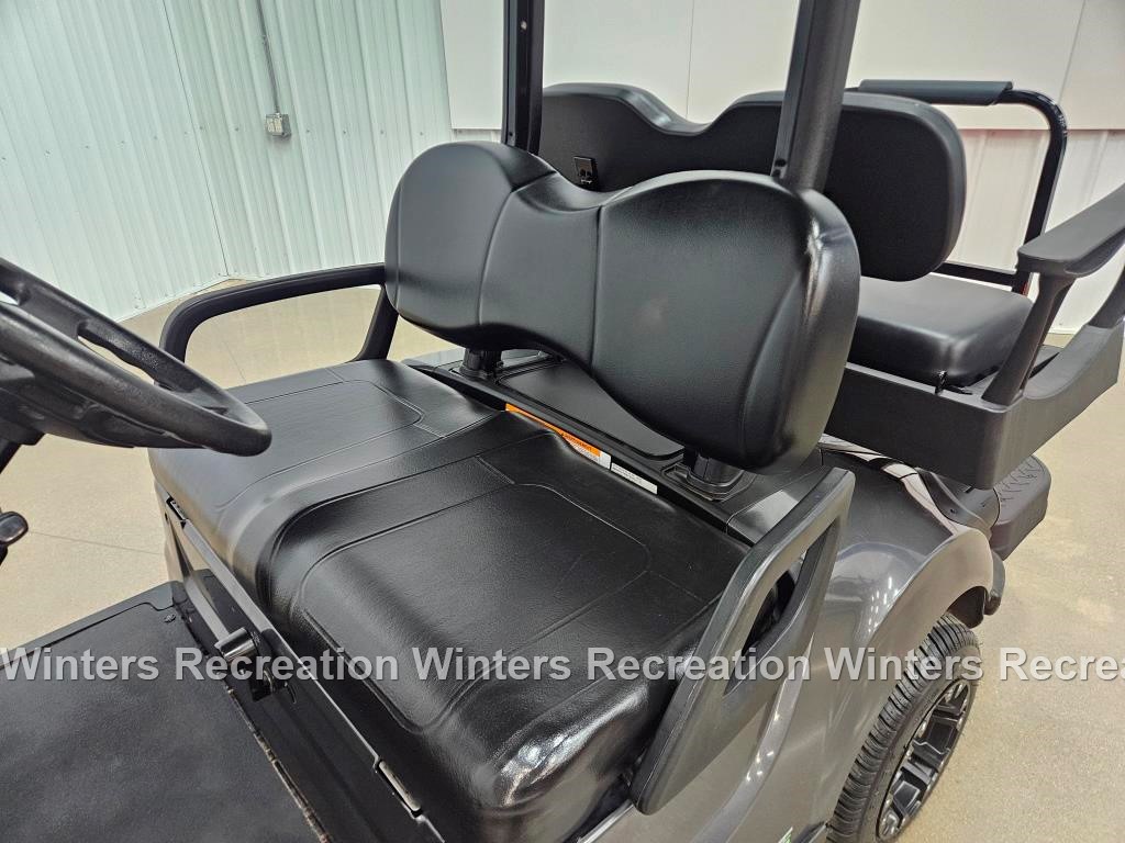 2021 Yamaha Drive 2 Gas AFI DELUXE STREET READY Golf Cart, Carbon