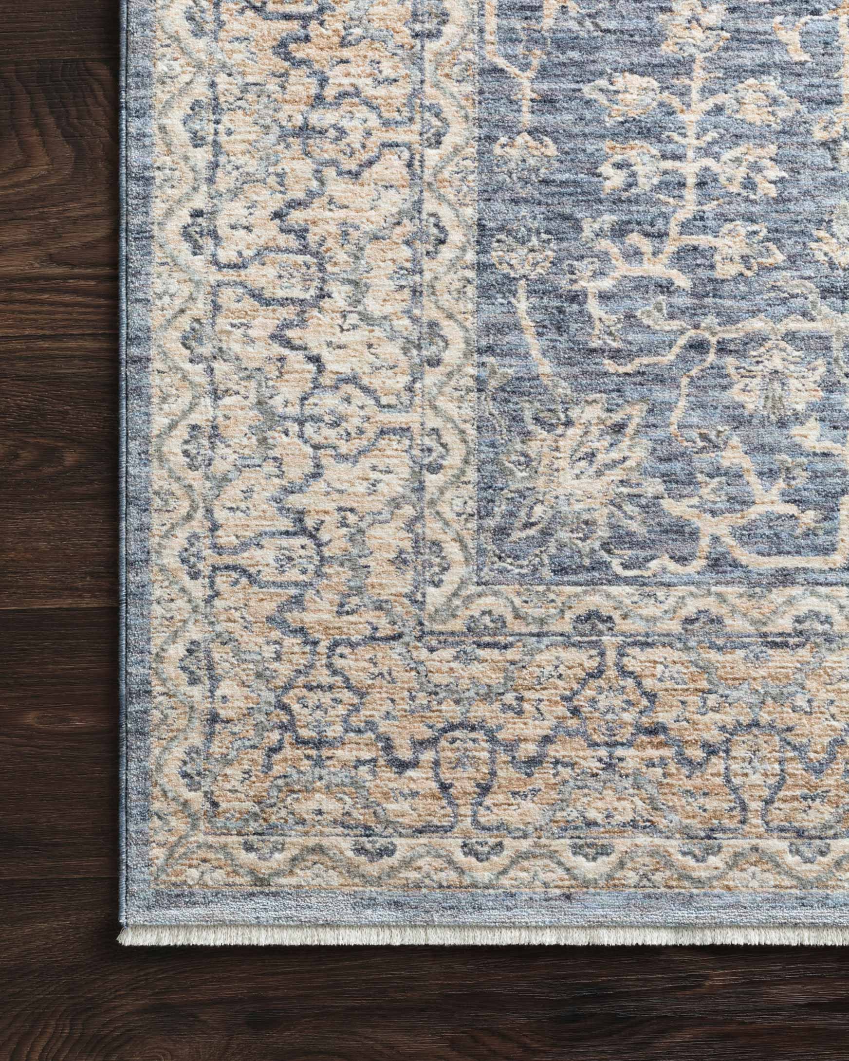 Loloi Pandora Collection - Traditional Power Loomed Rug in Dark Blue & Ivory (PAN-04)