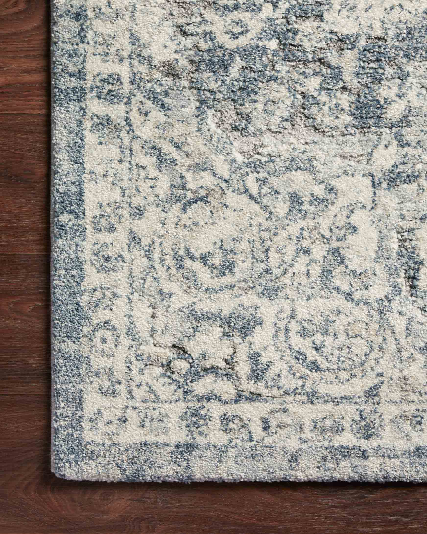 Loloi Theory Collection - Transitional Power Loomed Rug in Ivory & Blue (THY-02)