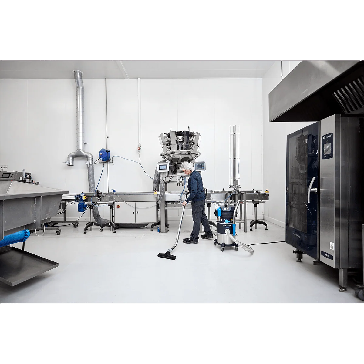 Nilfisk VHS011N1 LC ACD Mini Industrial Dust Vacuum