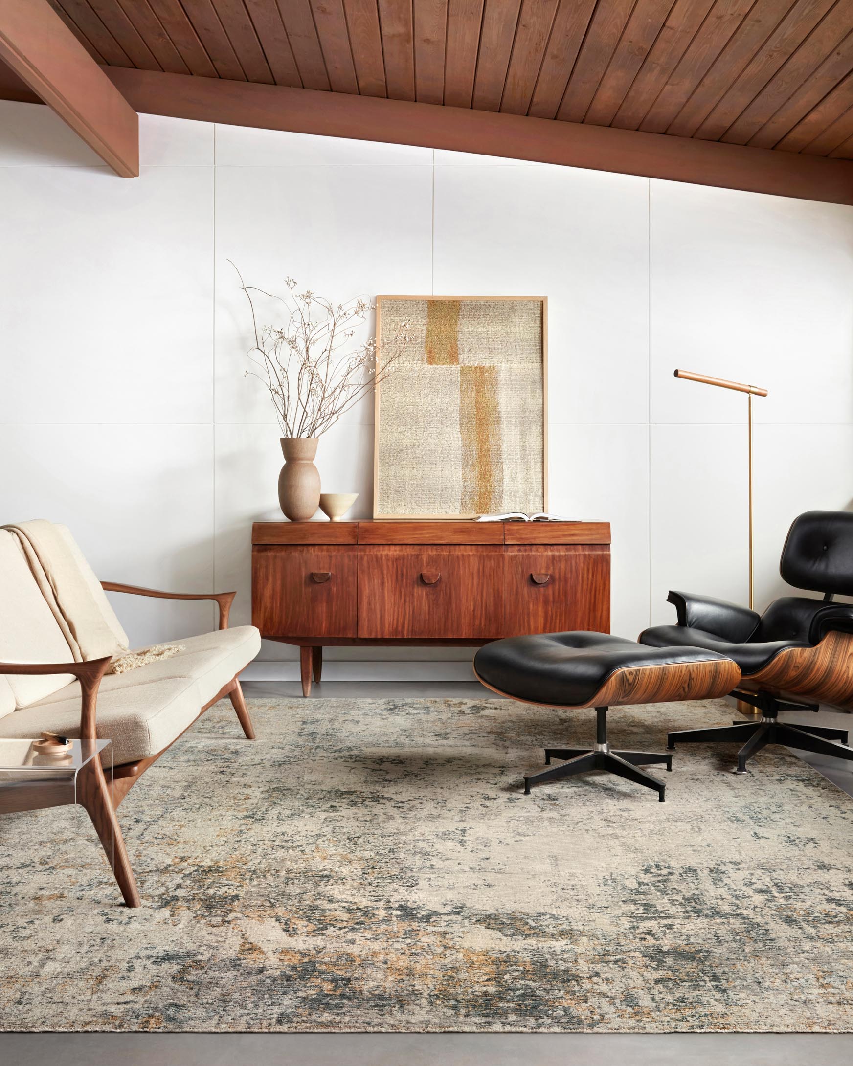 Loloi Axel Collection - Contemporary Power Loomed Rug in Ocean & Beige (AXE-04)