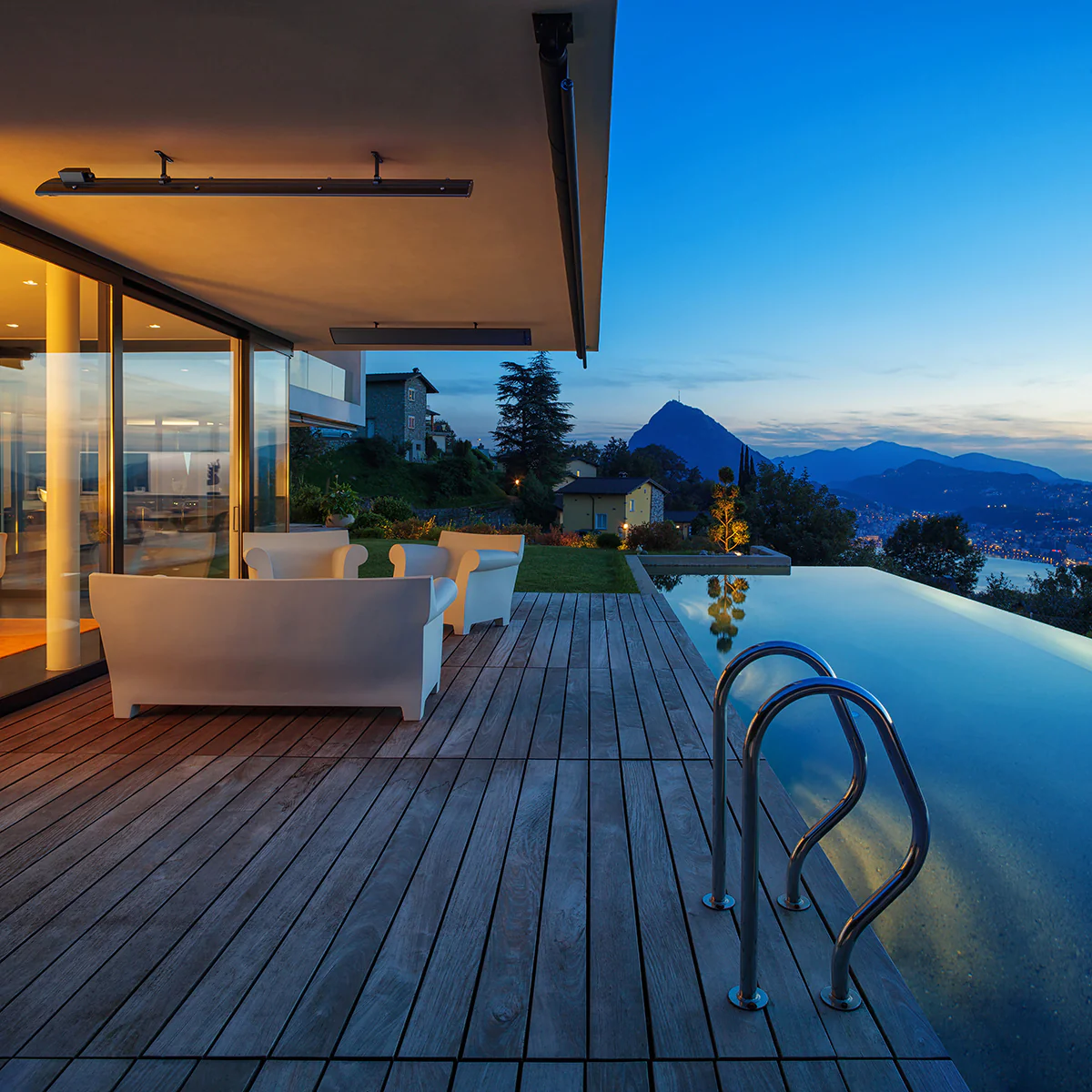 Big Ass Fans Vesper Electric Outdoor Patio Heater-240V