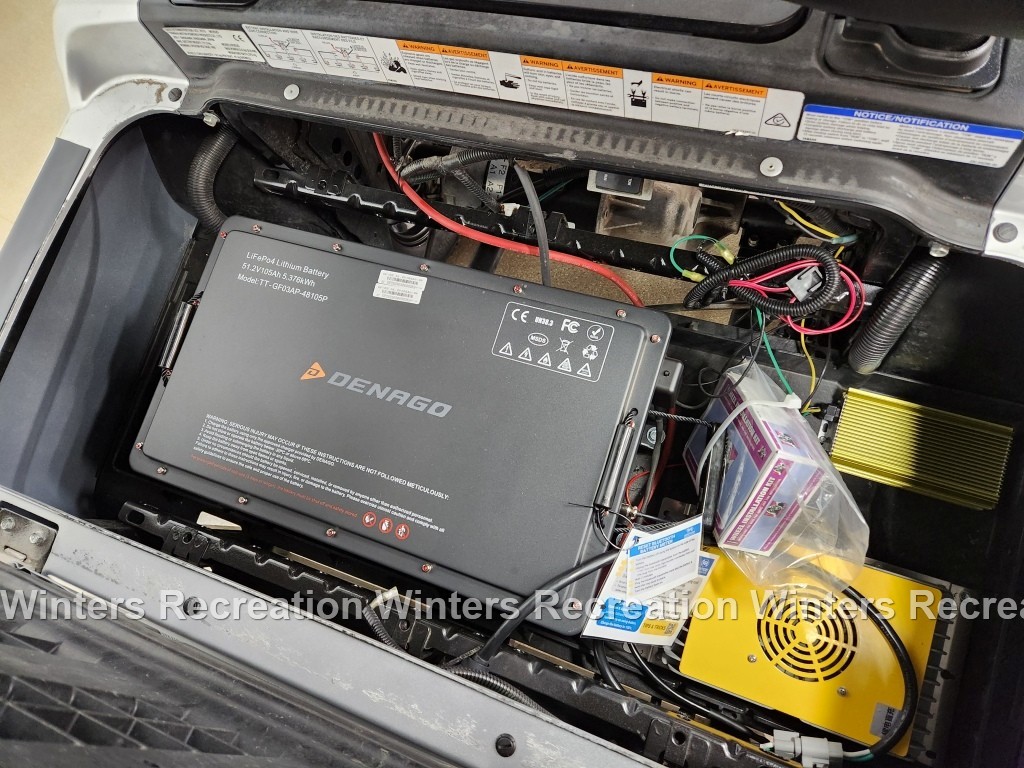 2020 Yamaha Drive 2 Lithium Ion DELUXE STREET READY Golf Cart, Moonstone