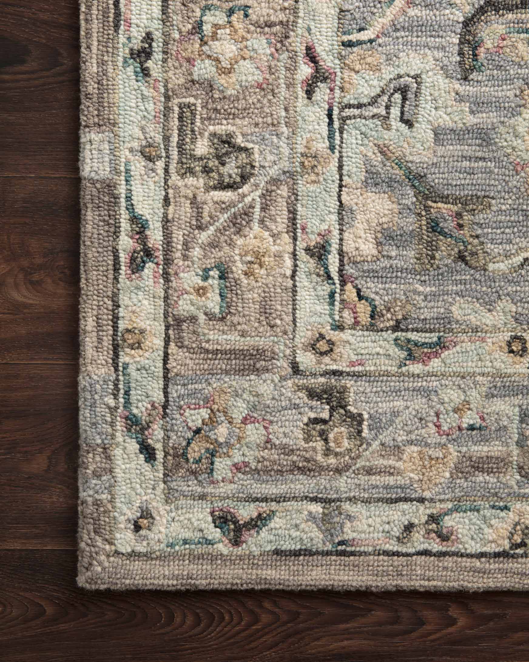 Loloi II Beatty Collection - Traditional Hooked Rug in Light Blue (BEA-04)