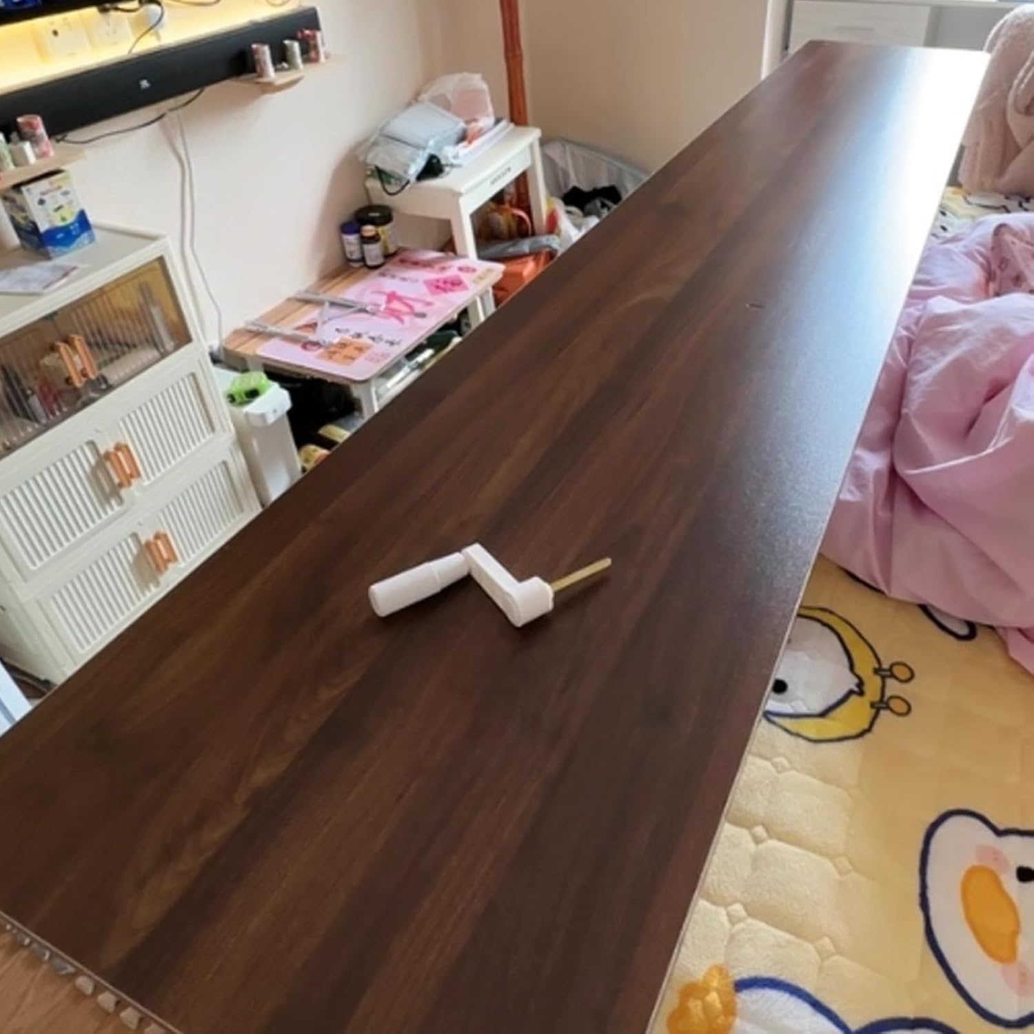 Adjustable Height Overbed Table, Rolling Bed Desk with Hand Crank and 360° Wheels, Cross-Bed Computer Desk, Mobile Laptop Cart for Bedroom, King Size Beds(Black,90.5x19.6in)