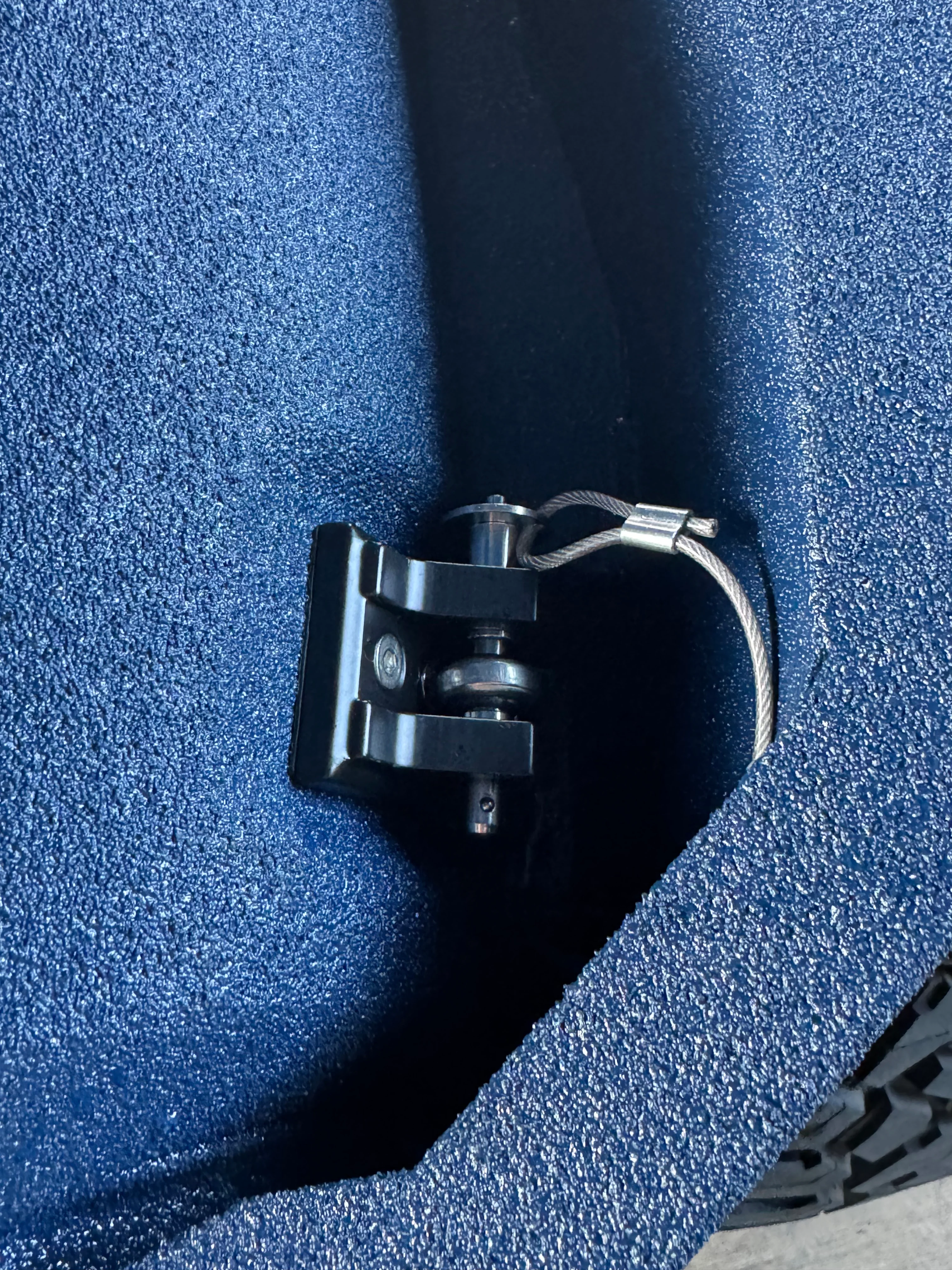 SOFLO HOOD LATCH KIT