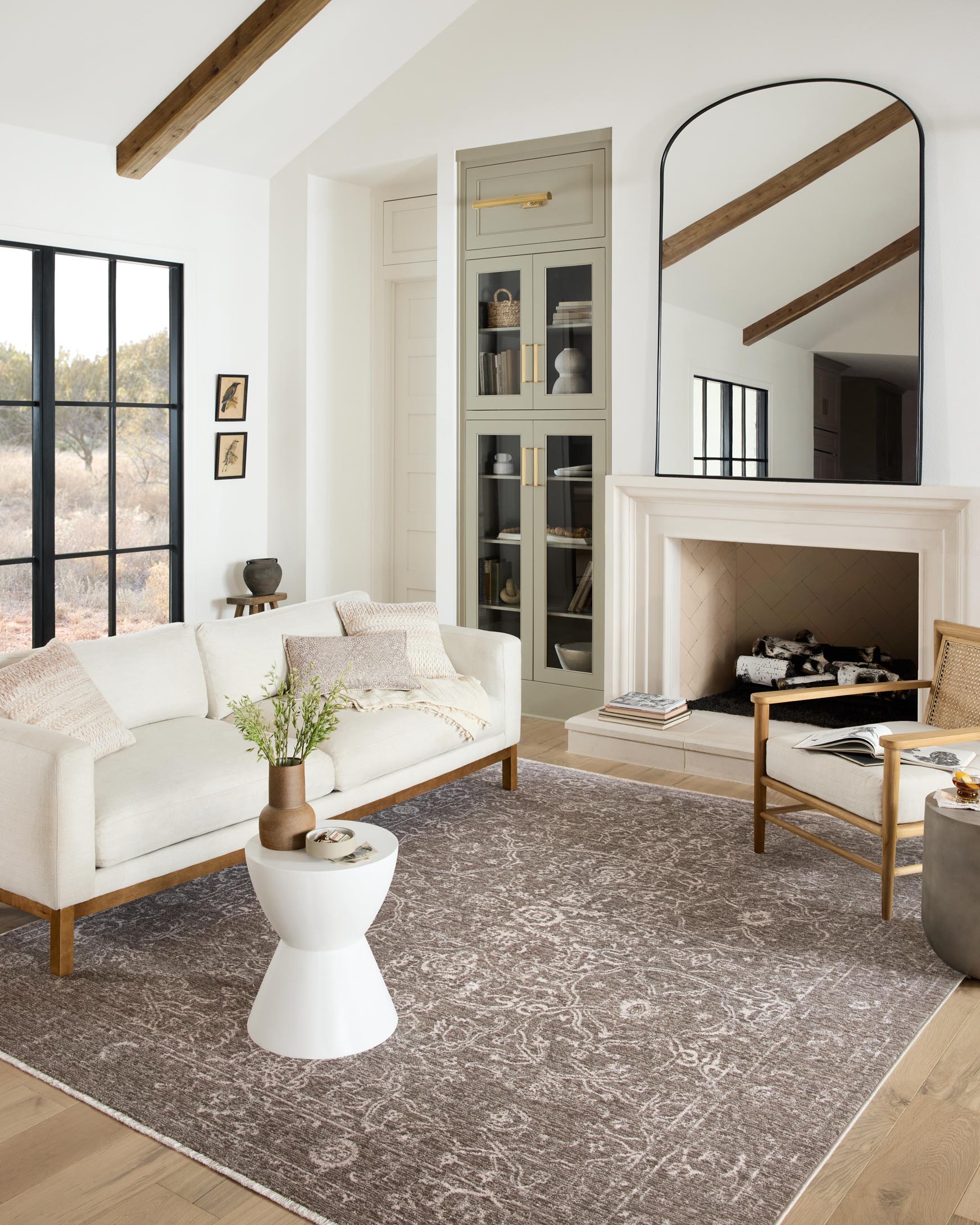 Loloi II Vance Collection - Traditional Power Loomed Rug in Taupe & Dove (VAN-08)