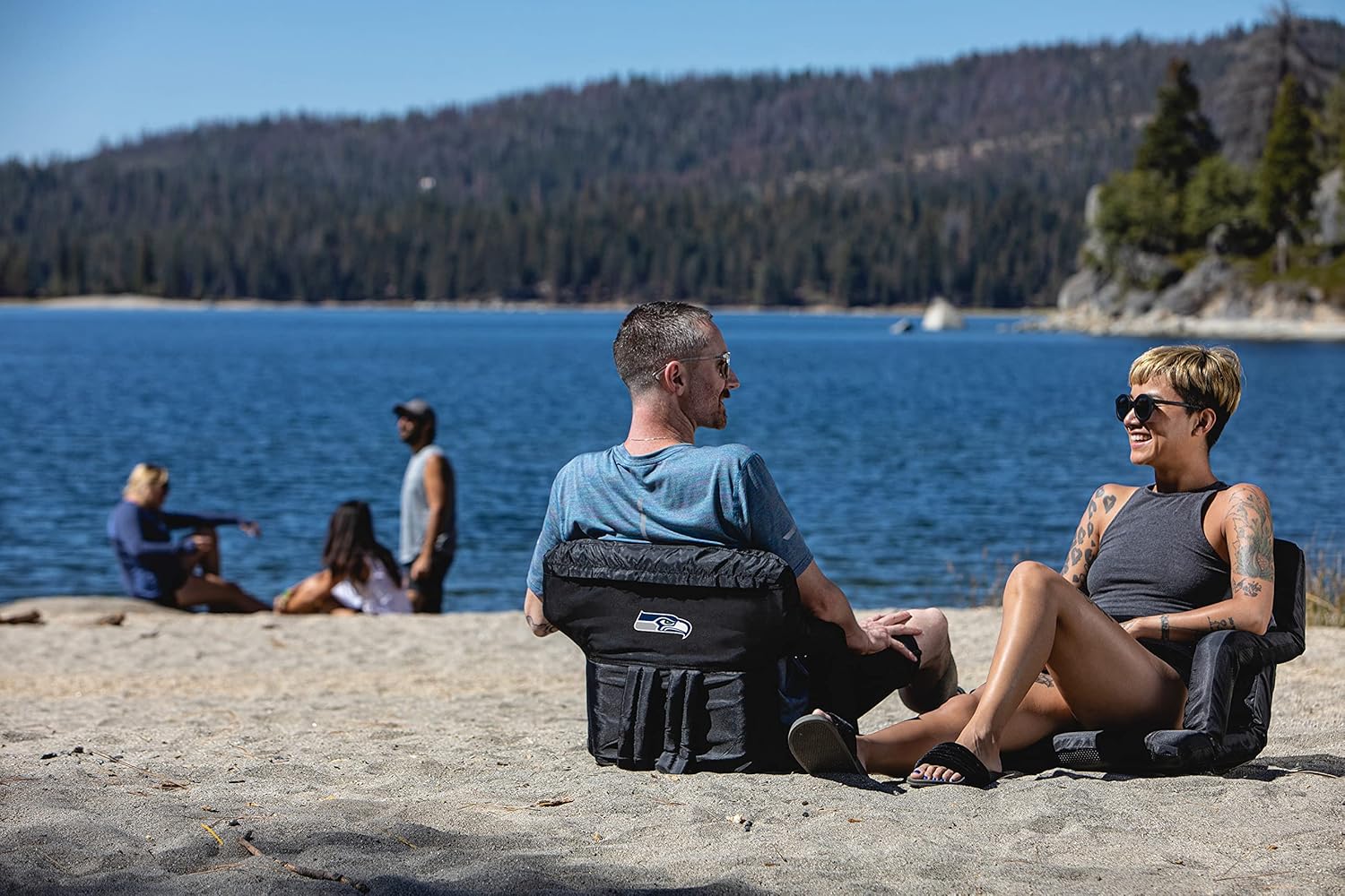 PICNIC TIME Black Seattle Seahawks Ventura Seat Portable Recliner Chair