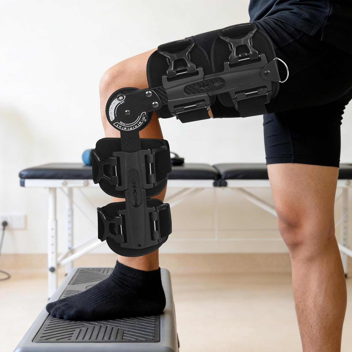 ROM Knee Brace with Shoulder Strap - Hinged Post OP Knee Brace Immobilizer Leg Braces Orthopedic Patella Knee Support Orthosis for ACL, PCL, MCL Injury, Meniscus Tear, Adjustable for Left and Right Leg