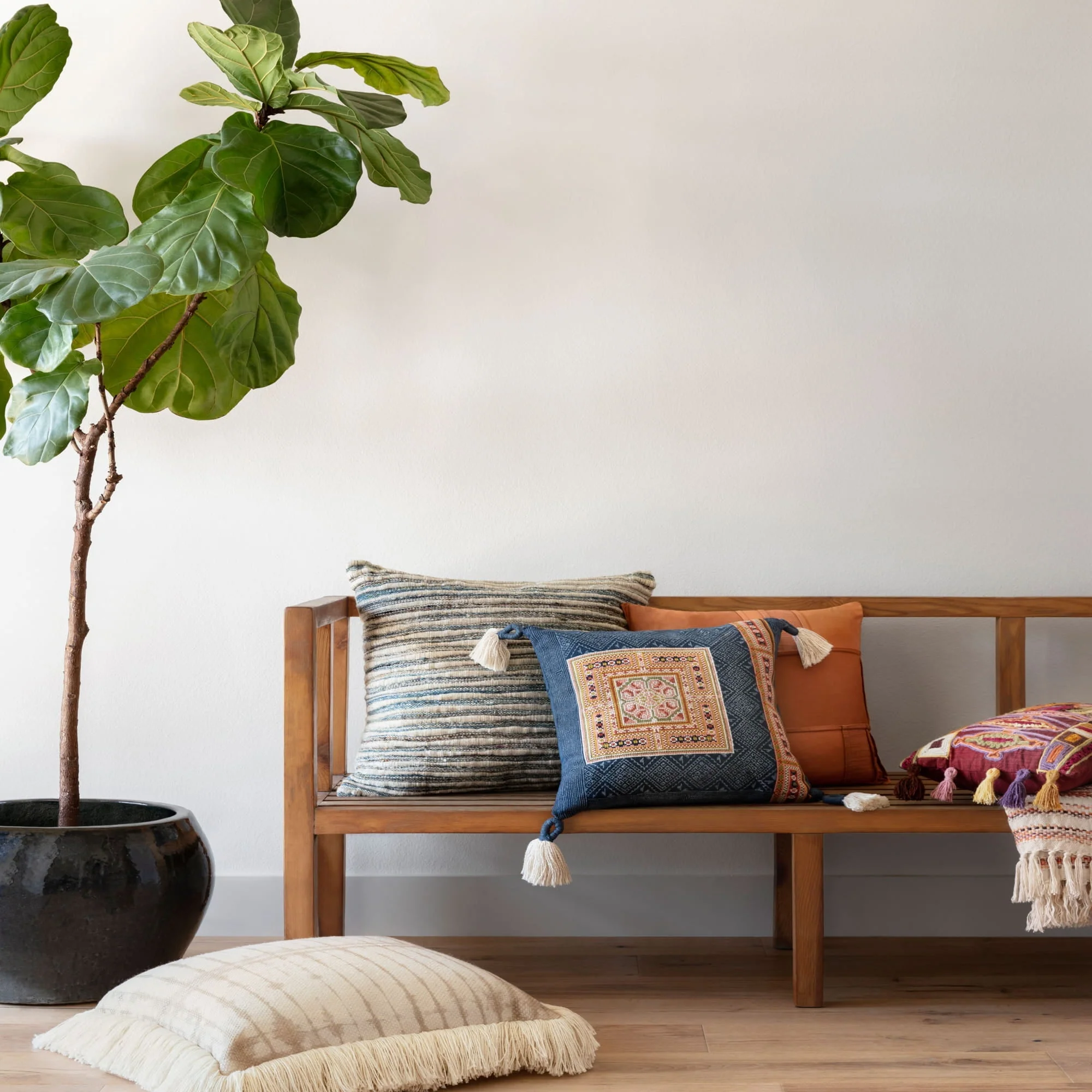 Loloi Pillows With Down Fill In Multi (P0974)