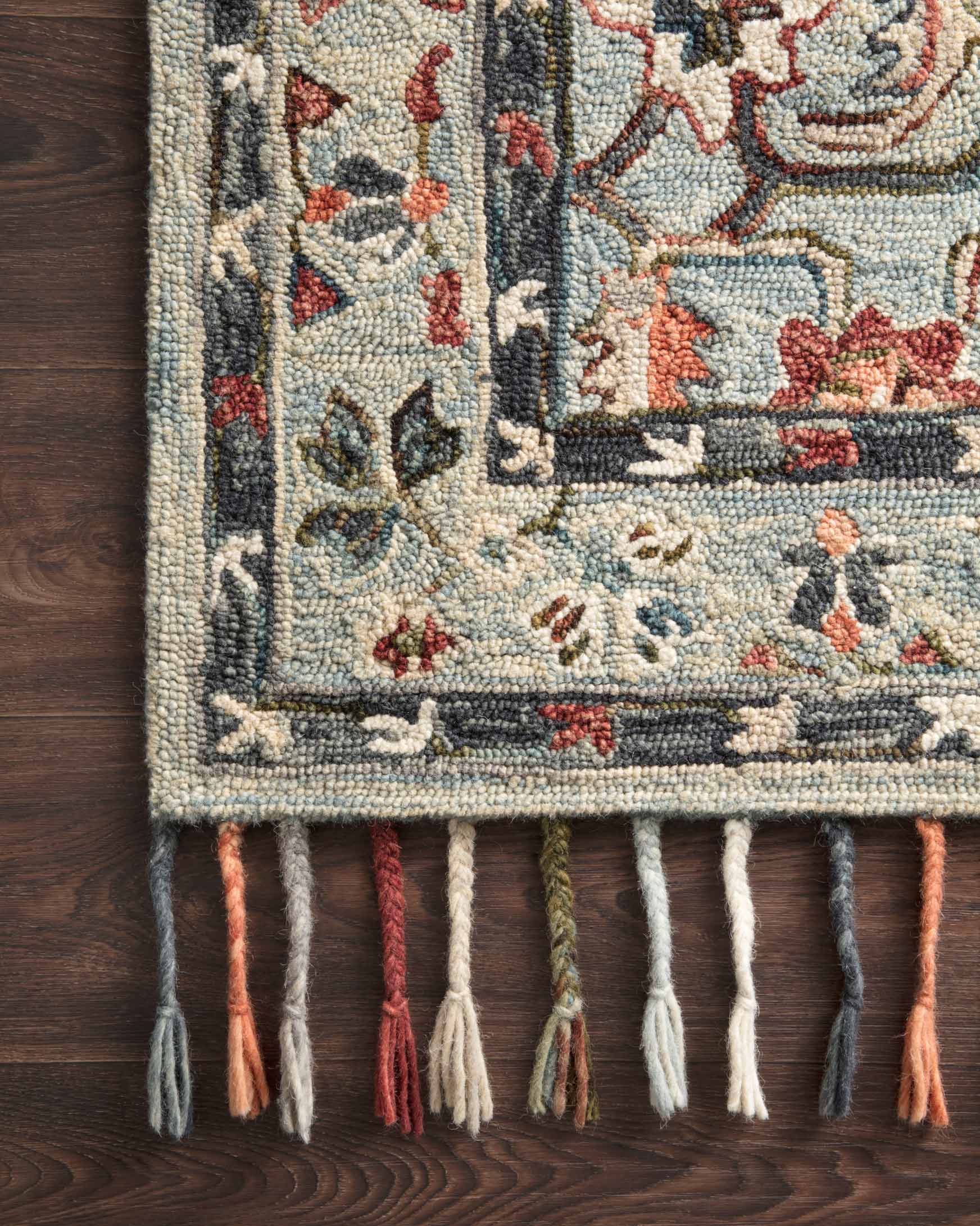 Loloi II Elka Collection - Transitional Hooked Rug in Sky (ELK-01)