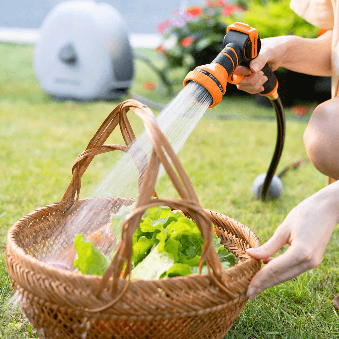 Giraffe Tools 82 Ft. - 130 Ft. Ground-Mounted Retractable Hose Reel, UV-resistant