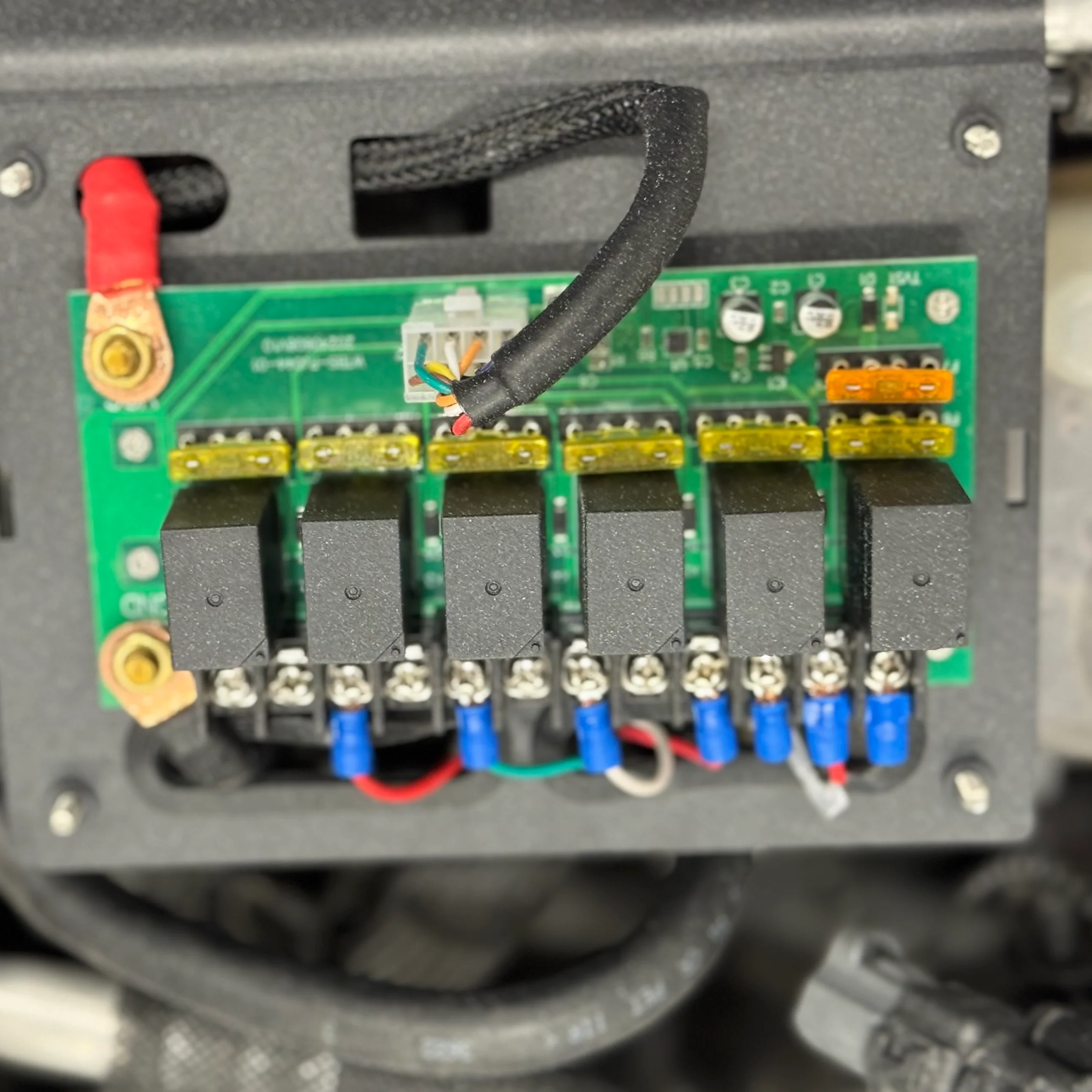 JEEP WRANGLER AUX SWITCH PANEL RELAY BOX JL 2018-2026