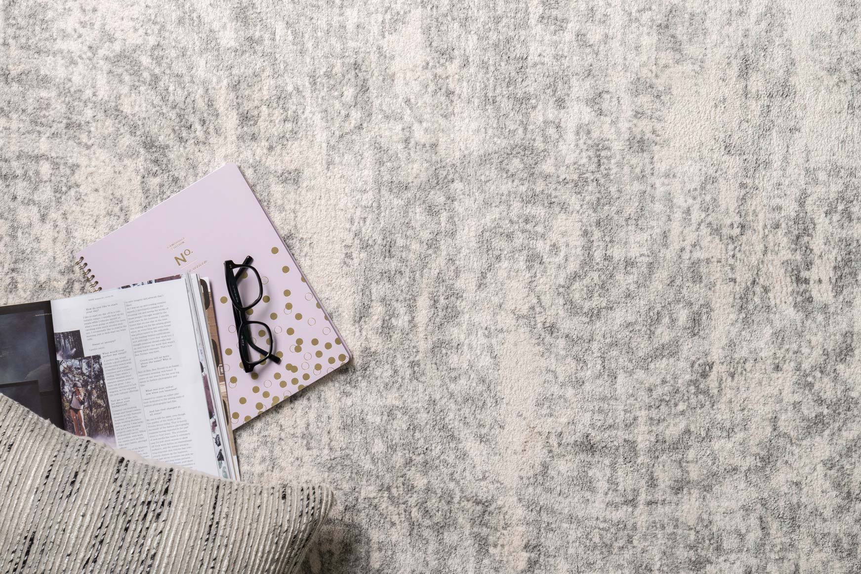 Loloi Torrance Collection - Transitional Power Loomed Rug in Grey (TC-01)