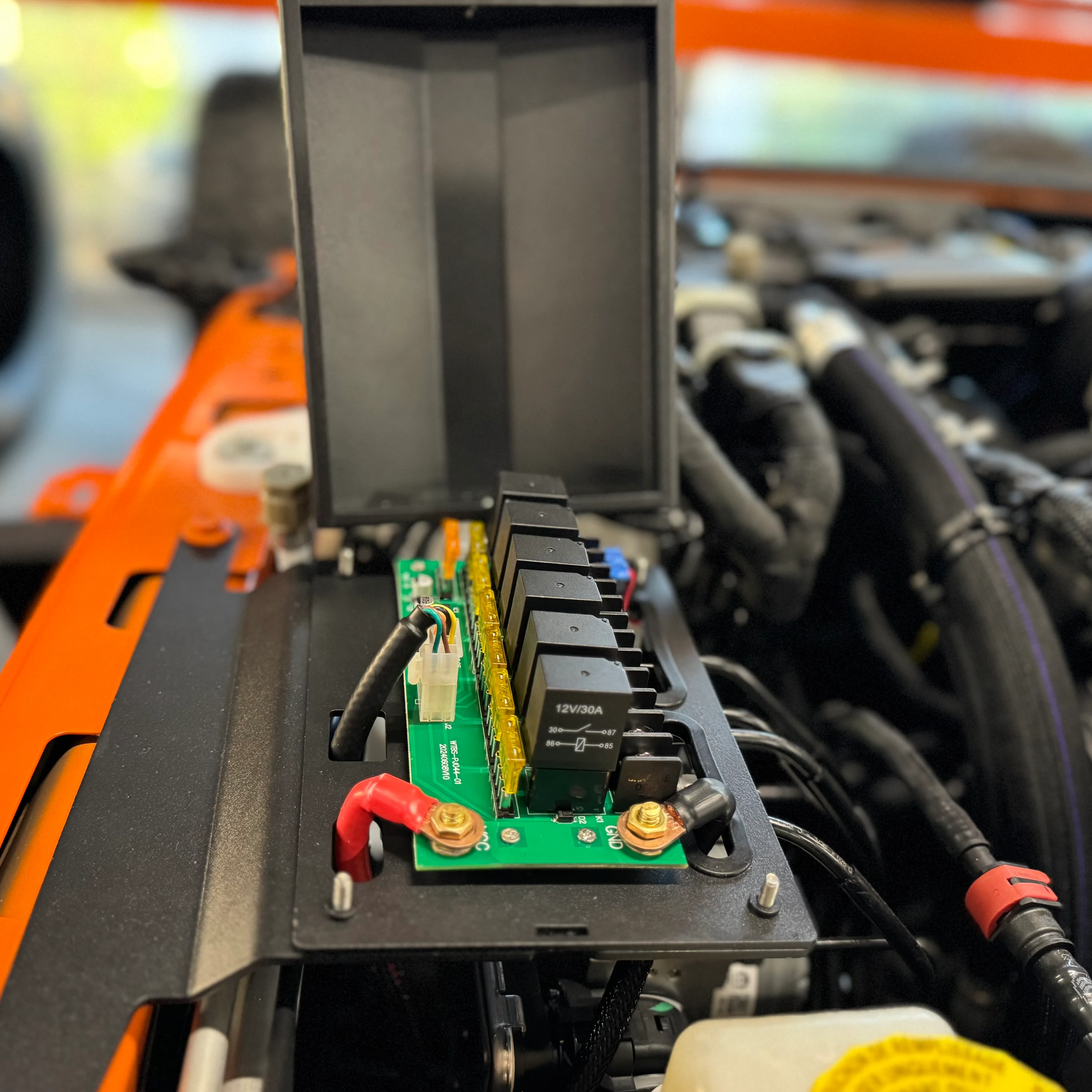 JEEP WRANGLER AUX SWITCH PANEL RELAY BOX JL 2018-2026