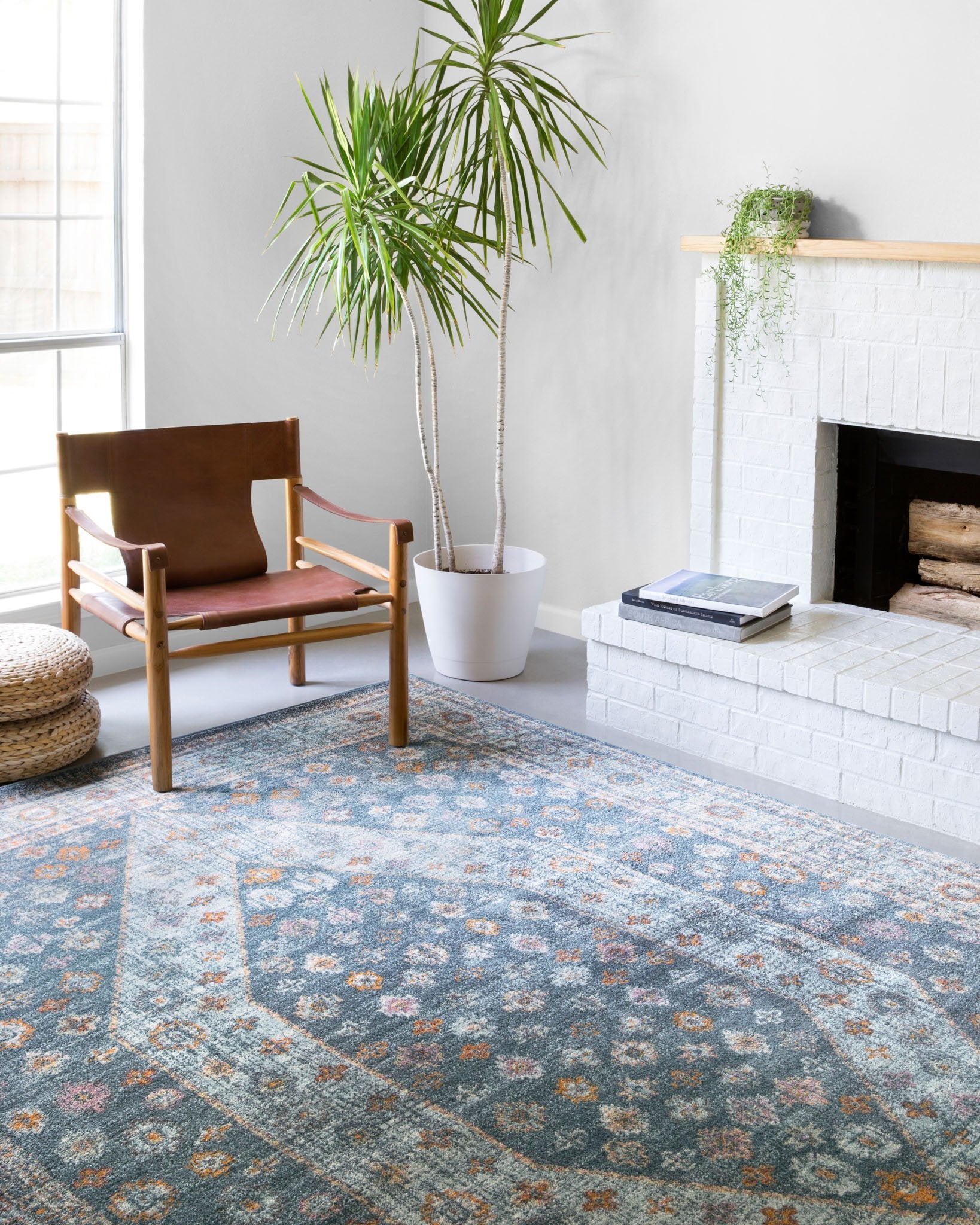 Loloi Clara Collection - Transitional Power Loomed Rug in Blue & Lt. Blue (CLA-02)