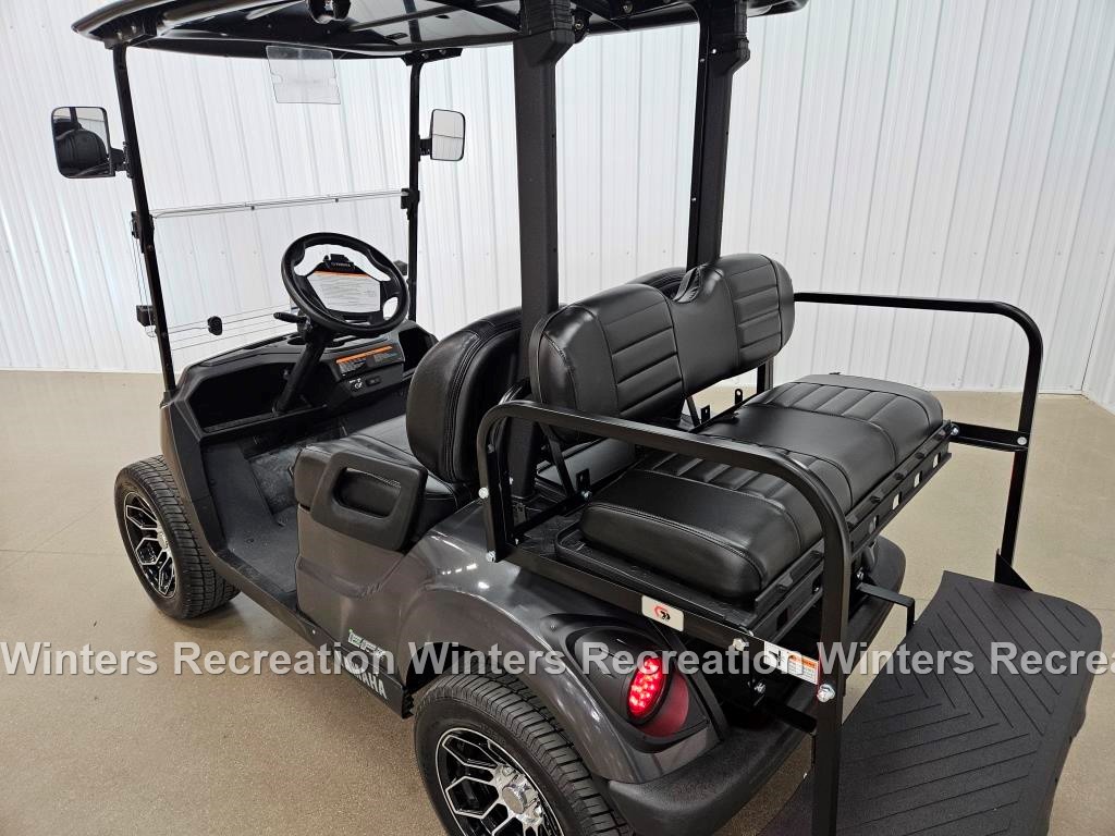 2021 Yamaha Drive 2 Gas EFI QuieTech STREET READY Golf Cart, Carbon