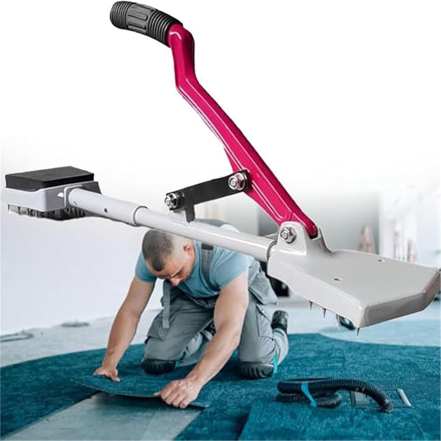 Kneeless Carpet Stretcher, Carpet Knee Kicker with Soft Rubber Handle and Grippers for DIY Use, Essential Fitting Tool for Flooring Projects