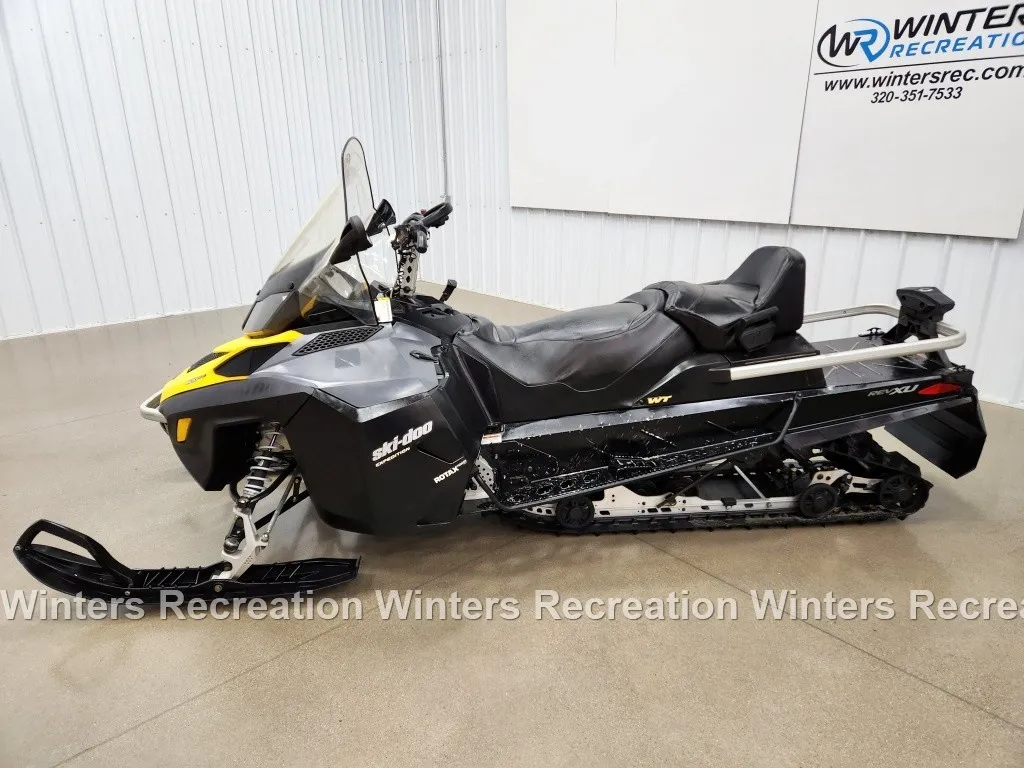 2018 Ski-Doo Expedition 1200 LE Snowmobile, Black & Yellow