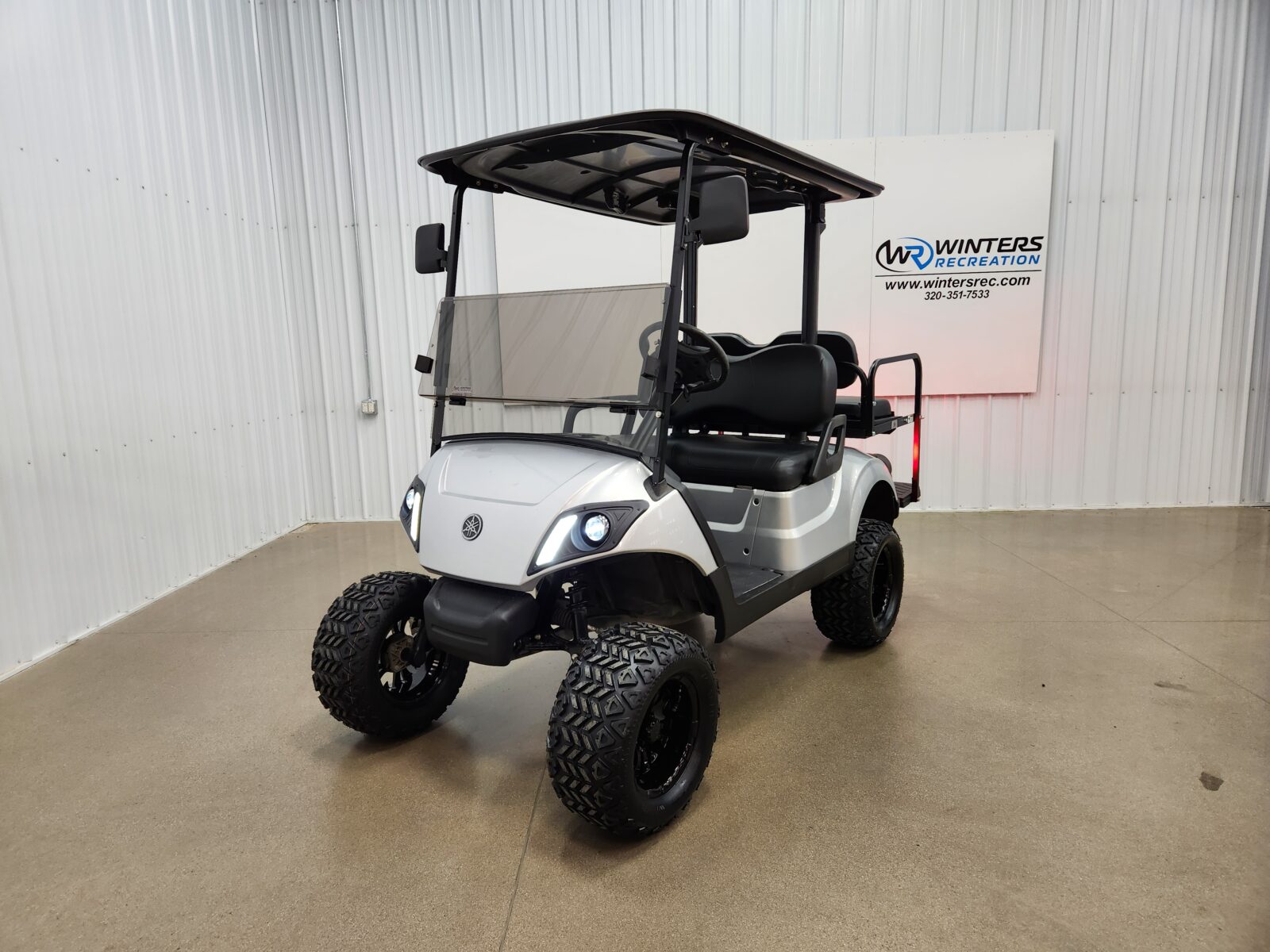 2020 Yamaha Drive 2 Lithium Ion STREET READY Golf Cart, Moonstone