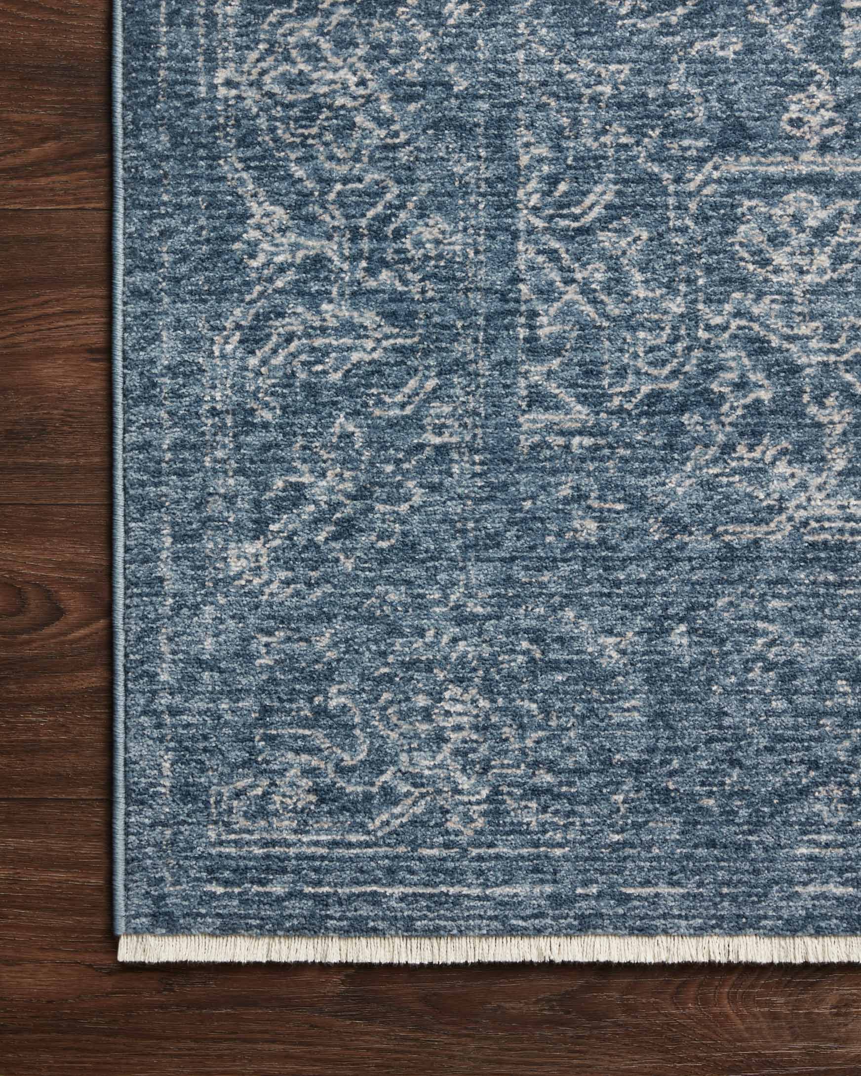 Loloi II Vance Collection - Traditional Power Loomed Rug in Denim & Dove (VAN-03)