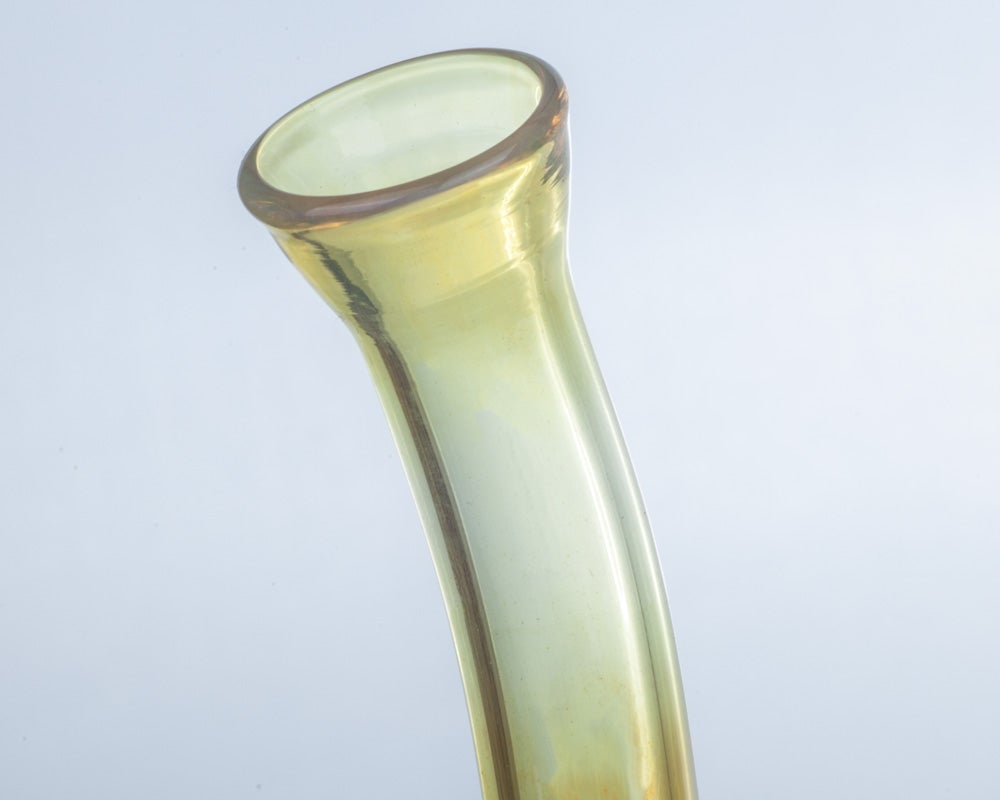 8 Doggie Theme Glass Bong