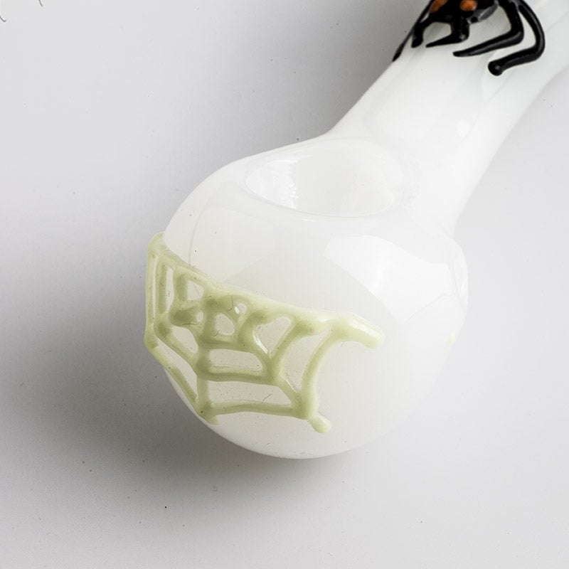 Spider Pattern Glow-In-The-Dark Pipe (Random Color)