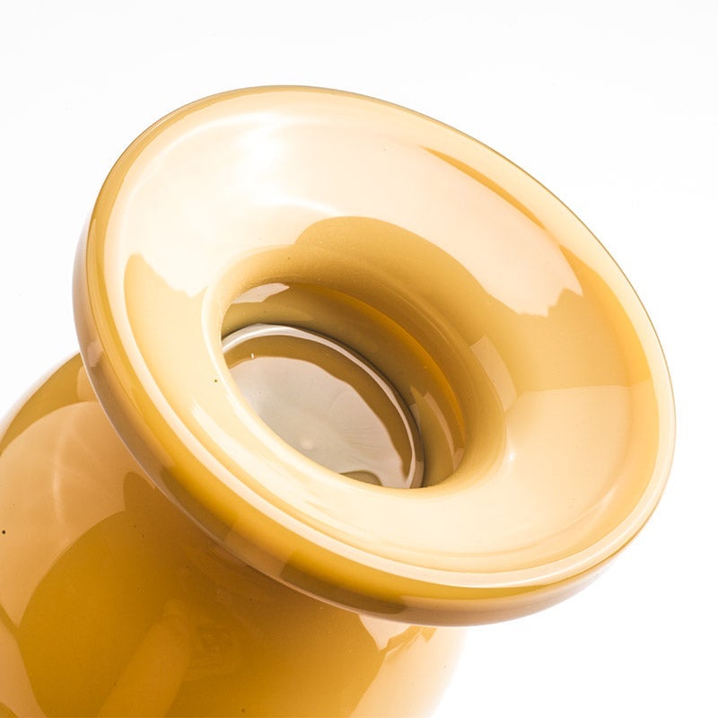 8 Yellow Glossy Glass Beaker Bong