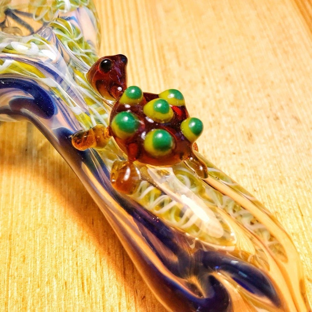Swirled Fumed Glass Pipe w/ Glass Turtle