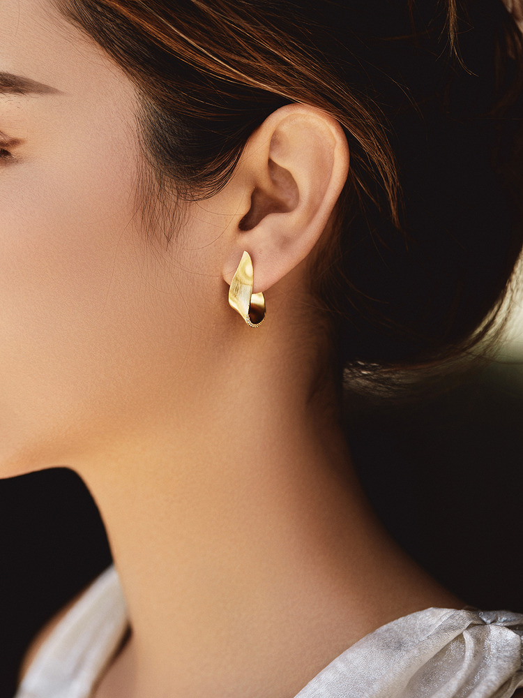 Wide Flat Frosted Earring