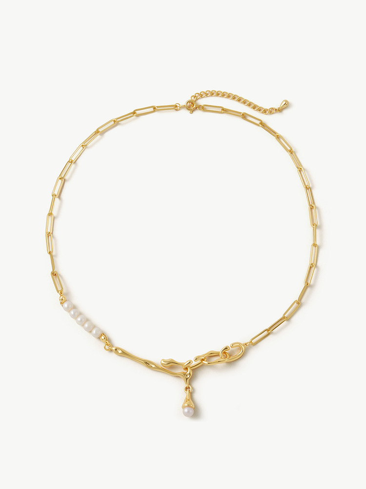 Asymmetrical Pearl Necklace