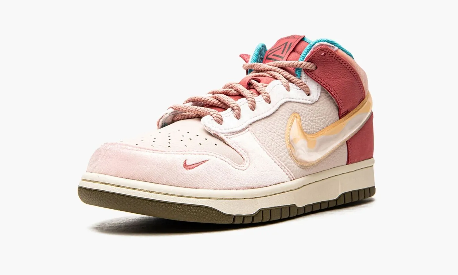 NIKE DUNK MID Social Status Strawberry Chocolate - beetsneakers