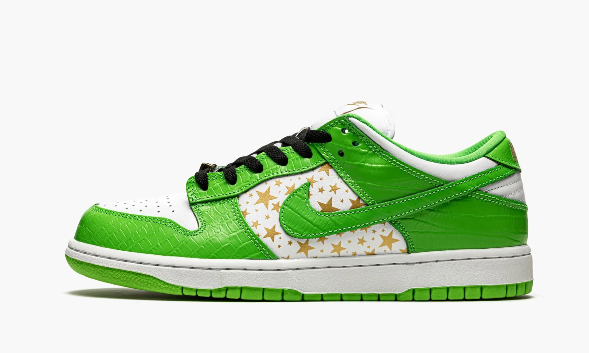 NIKE SB DUNK LOW Supreme Stars Mean Green - beetsneakers