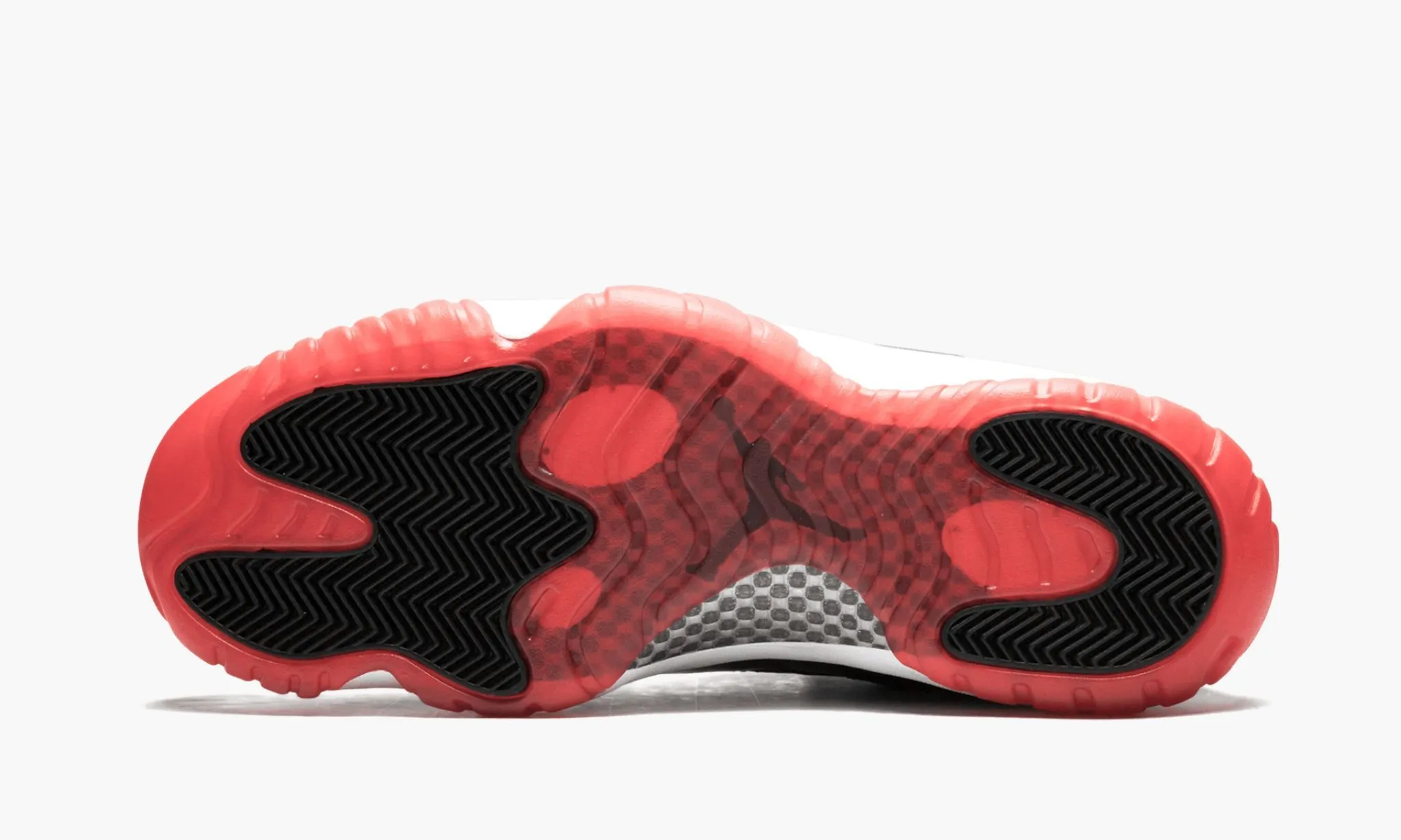 JORDAN 11 RETRO LOW Bred - beetsneakers