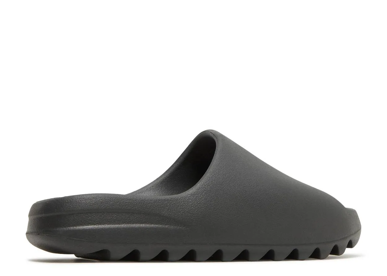 YEEZY SLIDE Onyx - beetsneakers
