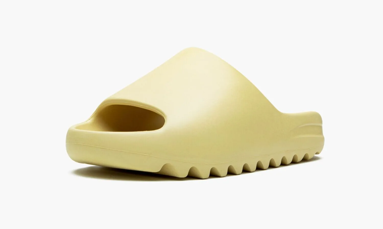 YEEZY SLIDE Desert Sand - beetsneakers