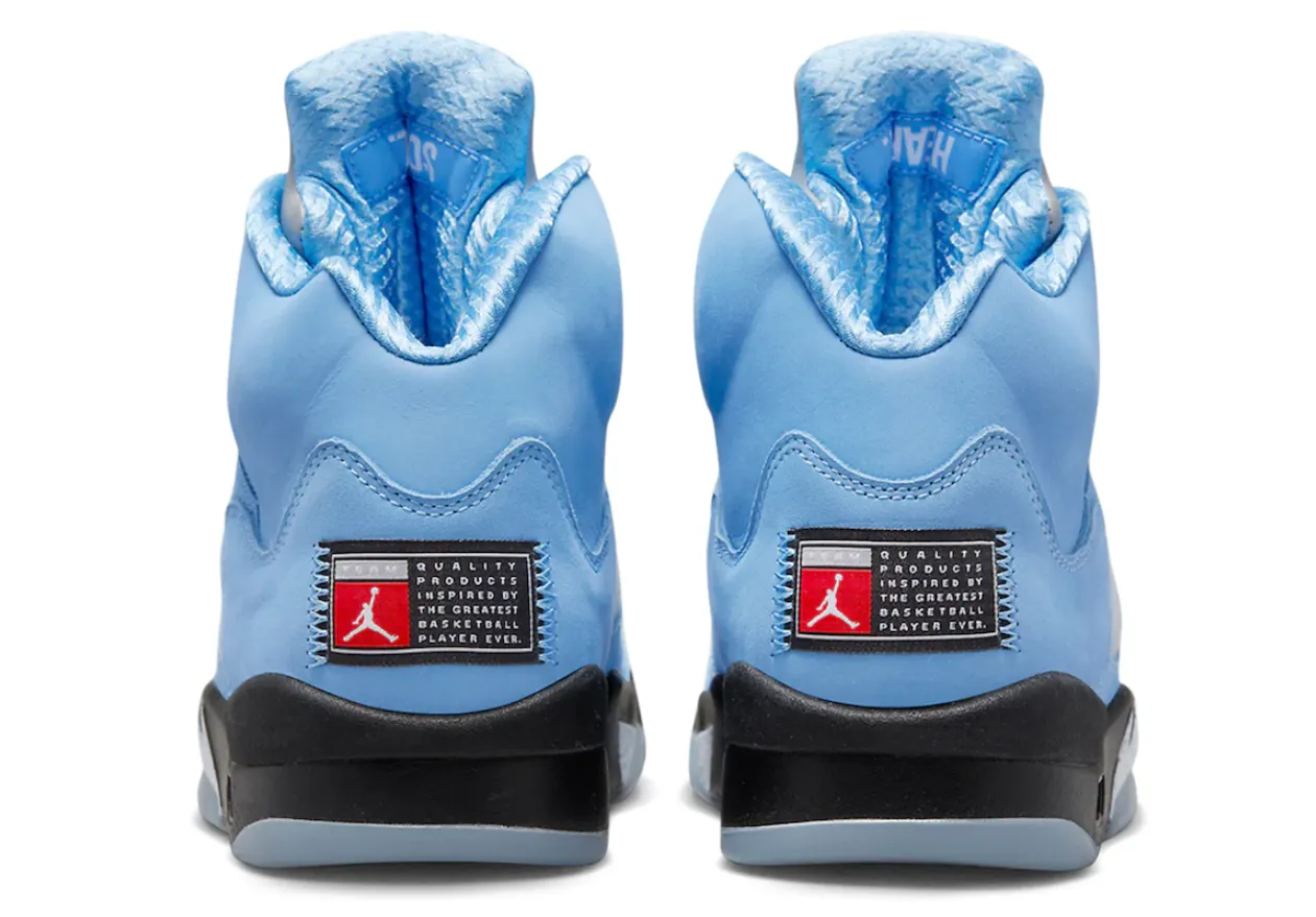 Jordan 5 Retro UNC University Blue - beetsneakers