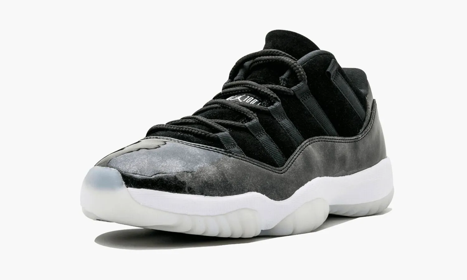 JORDAN 11 RETRO LOW Barons - beetsneakers