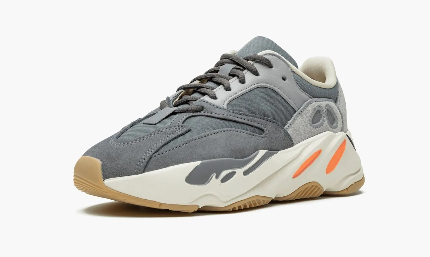YEEZY BOOST 700 Magnet - beetsneakers