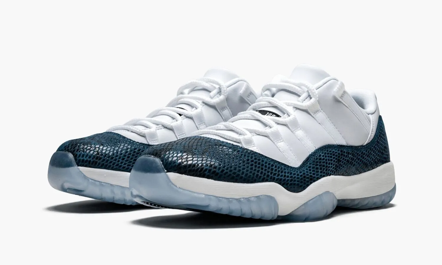 JORDAN 11 RETRO LOW Blue Snakeskin - beetsneakers