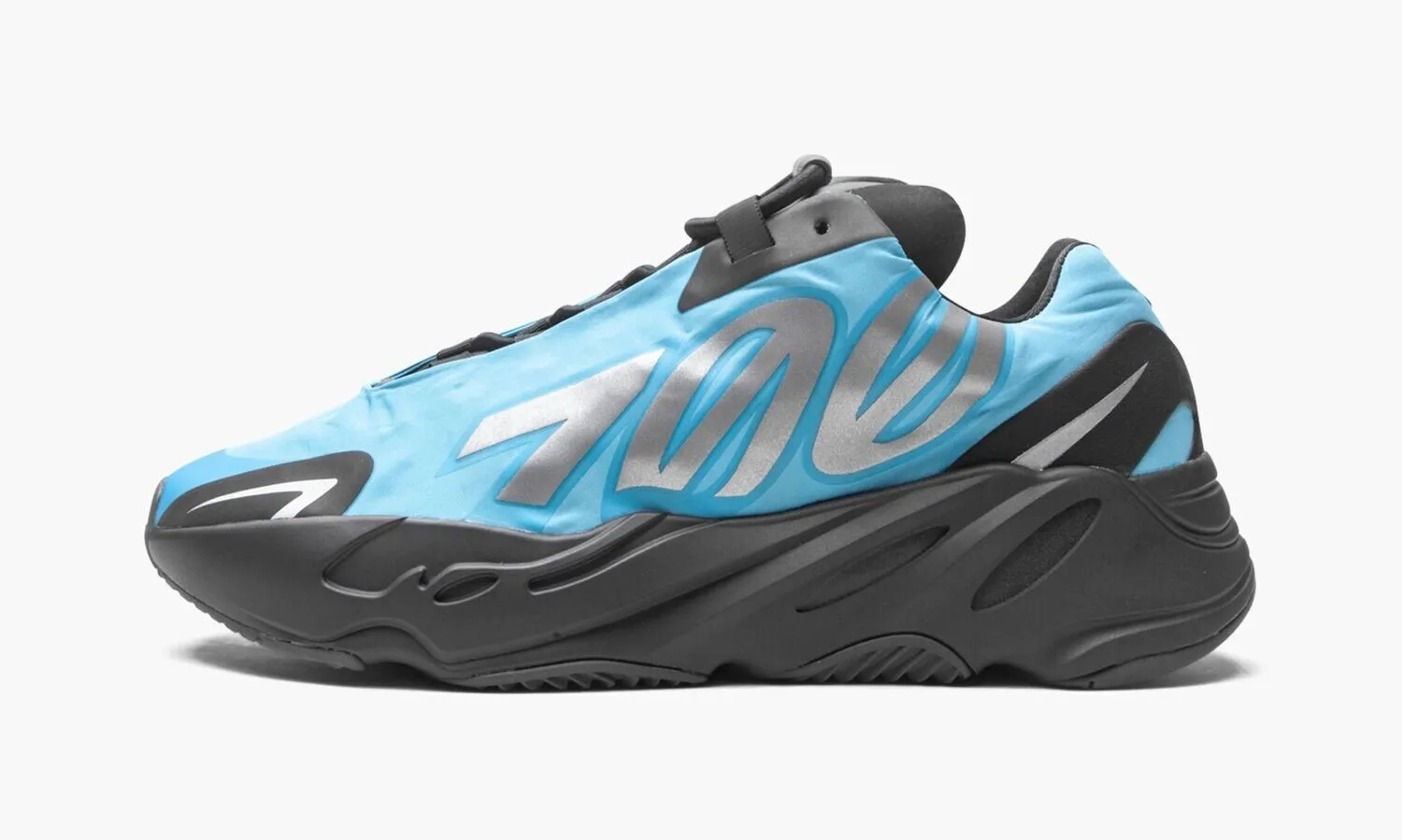 YEEZY 700 MNVN Bright Cyan - beetsneakers