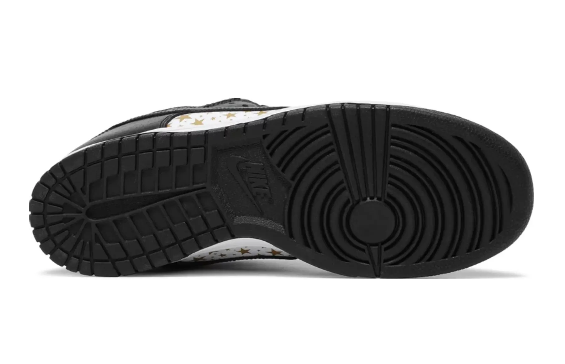 Supreme x Dunk Low OG SB QS 'Black' - beetsneakers