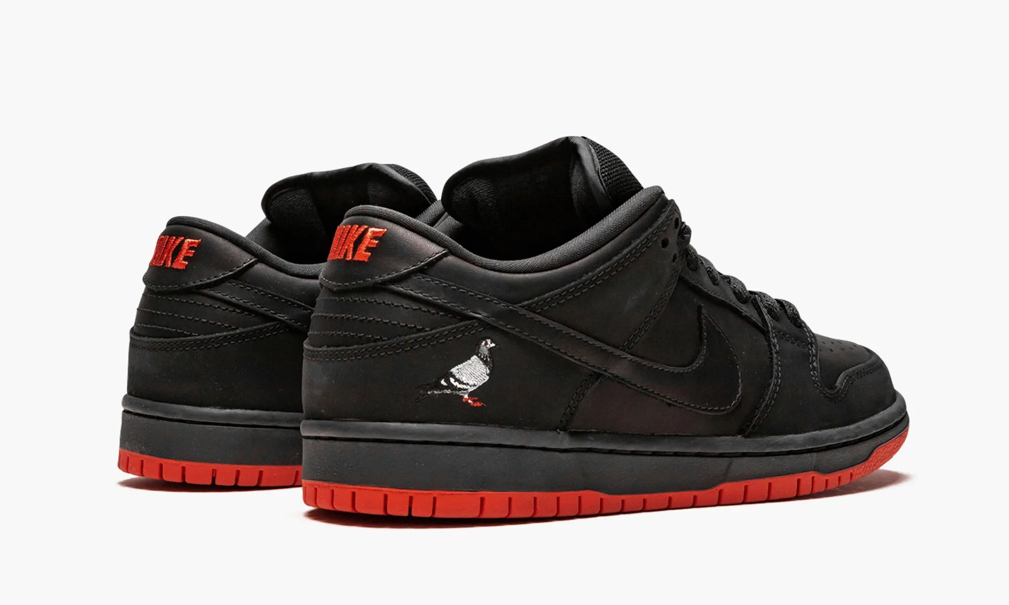 NIKE SB DUNK LOW TRD QS Black Pigeon - beetsneakers