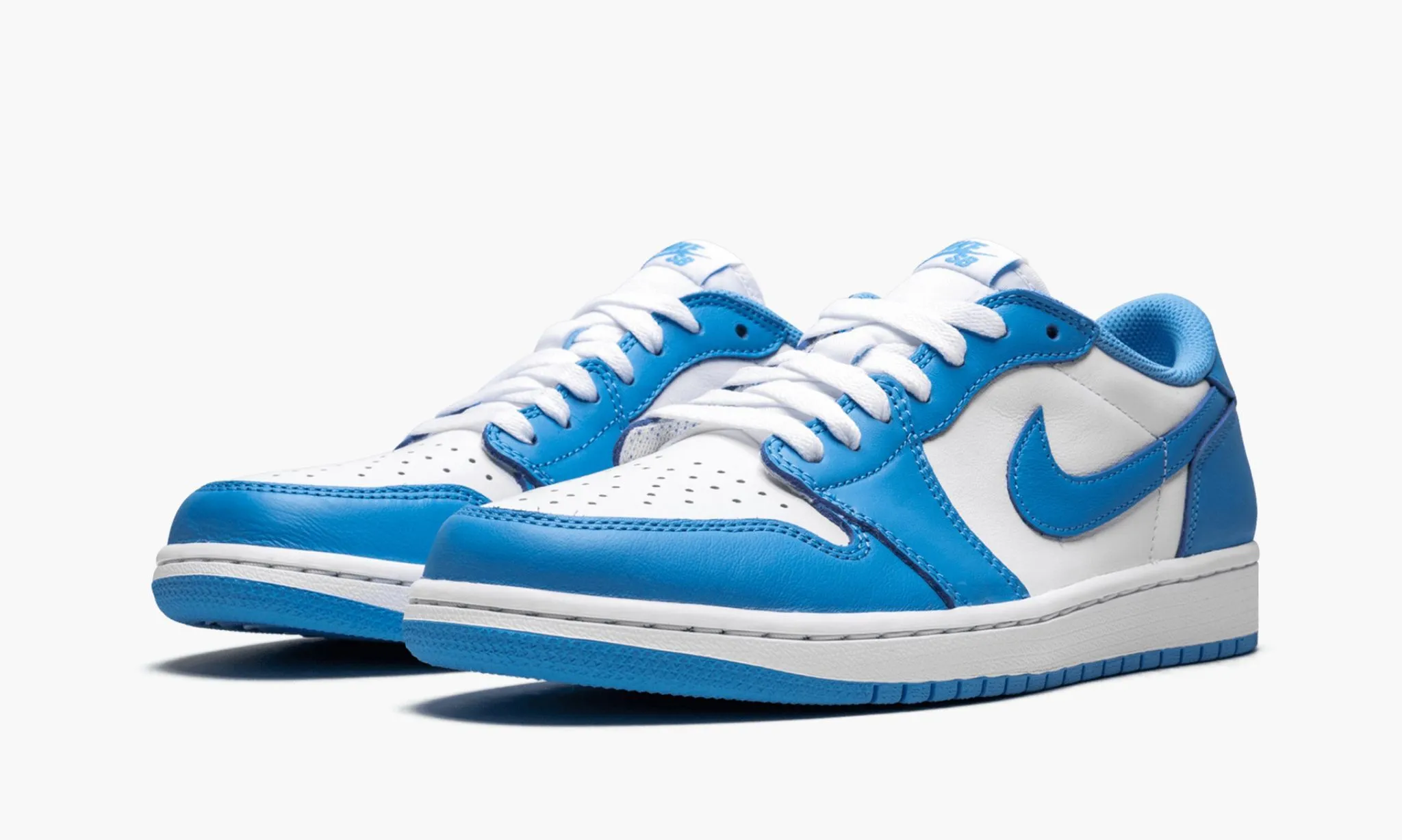 JORDAN 1 LOW SB Eric Koston Powder Blue - beetsneakers