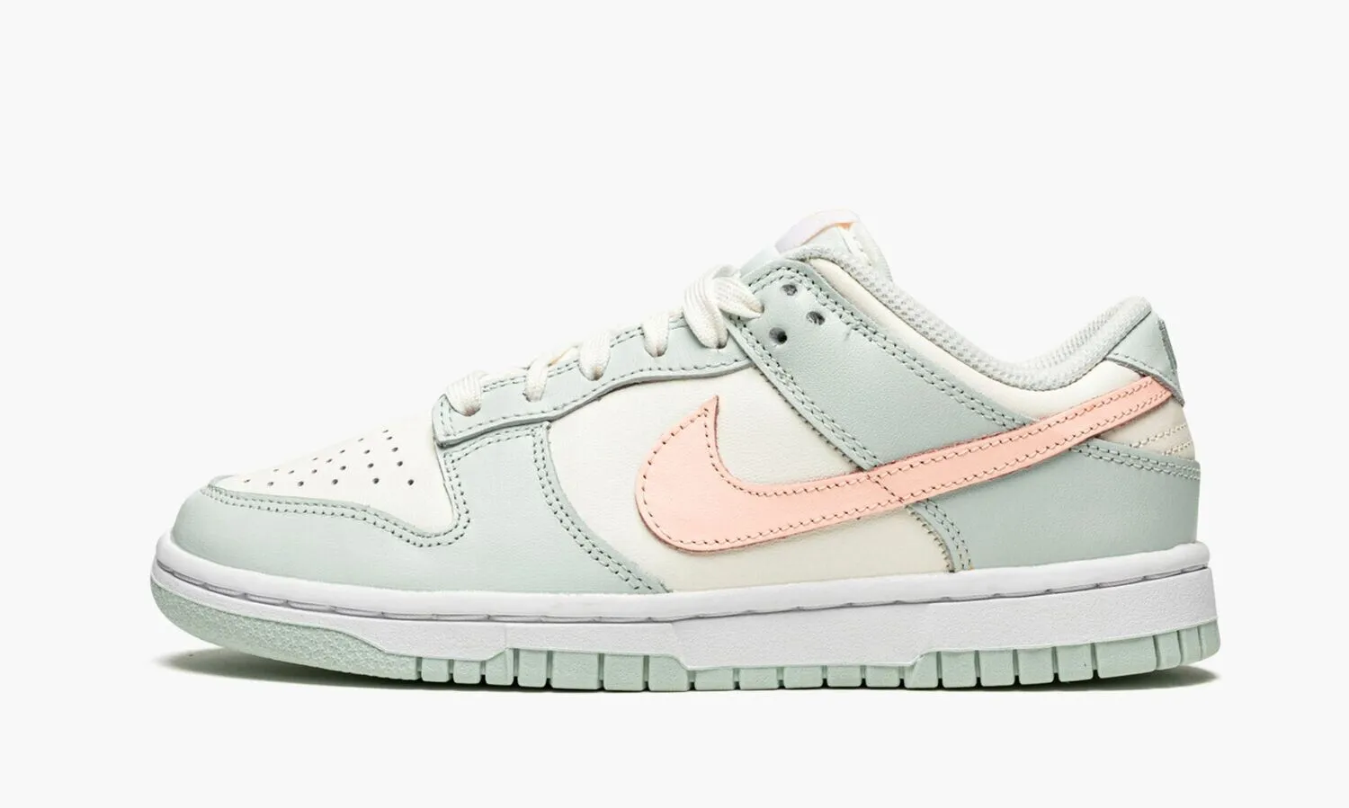 NIKE DUNK LOW Barely Green - beetsneakers