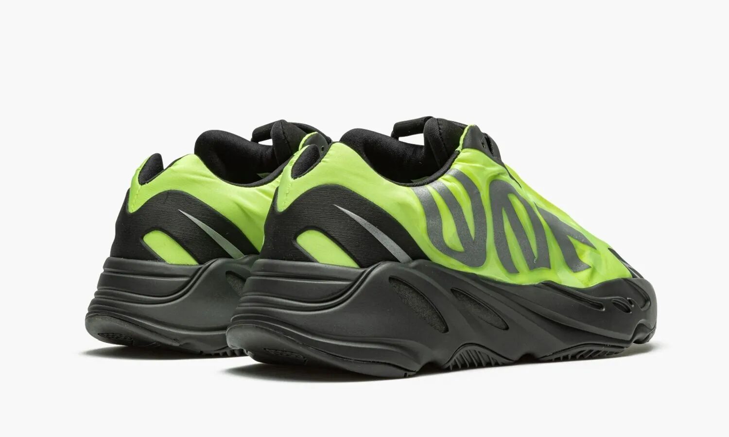 YEEZY BOOST 700 MNVN Phosphor - beetsneakers